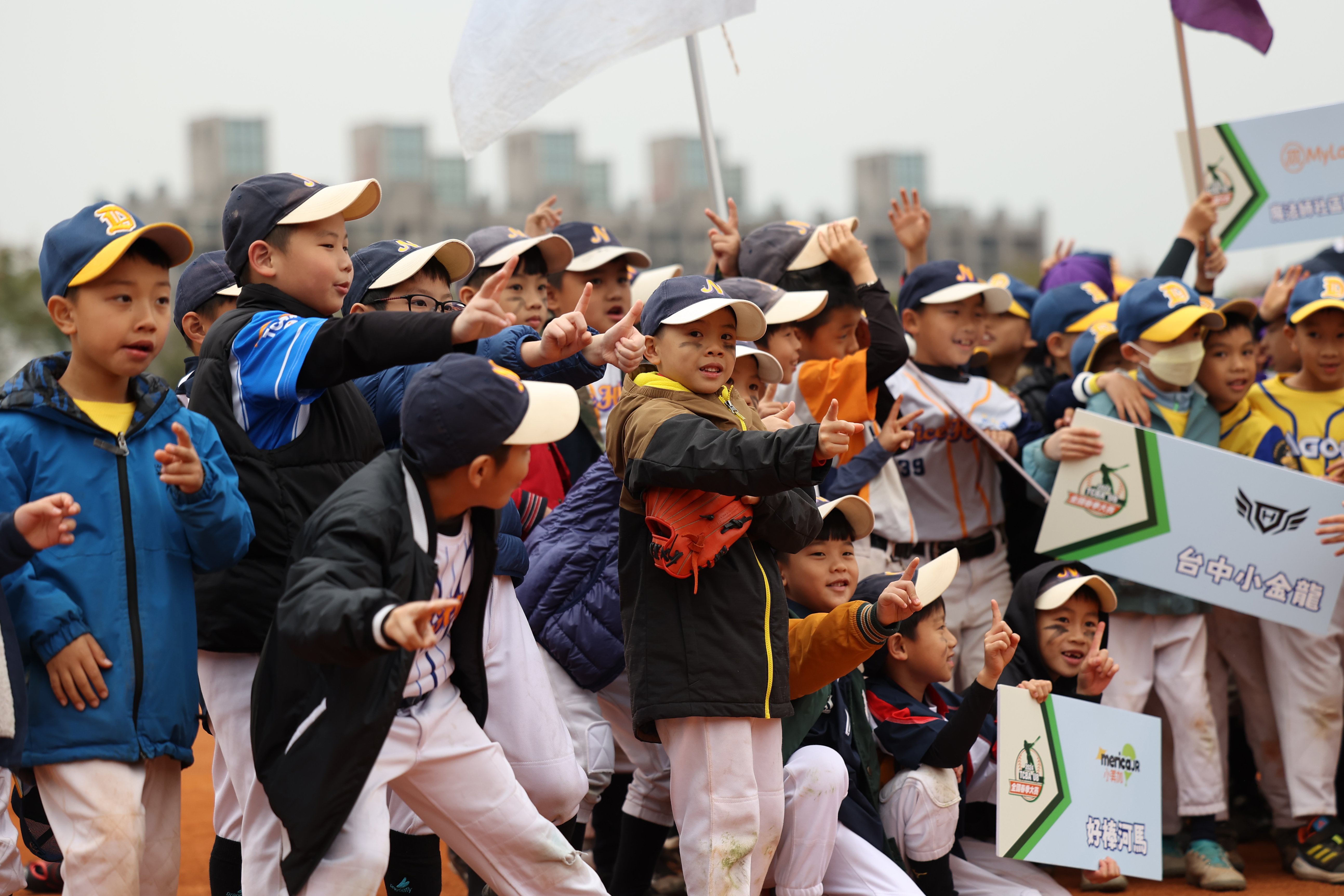 U8全國春季大賽臺中火熱開打　職棒前球星領班授課