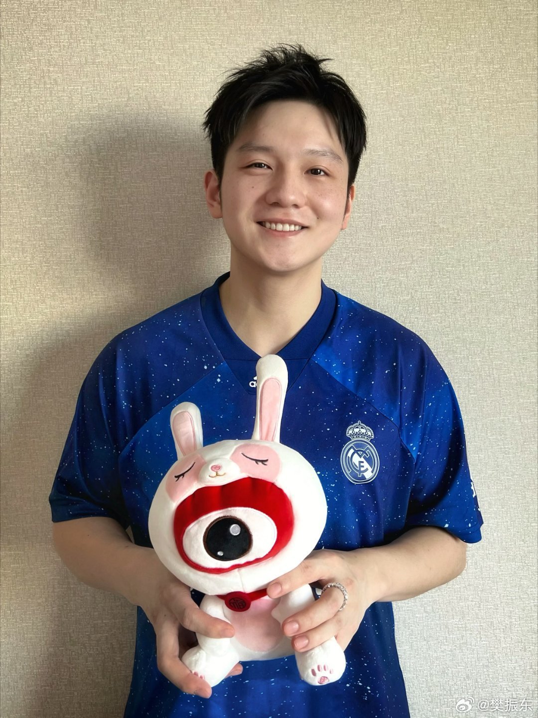 WTT》樊振東賽前看Taylor Swift演唱會　爆冷吞敗遭網友酸