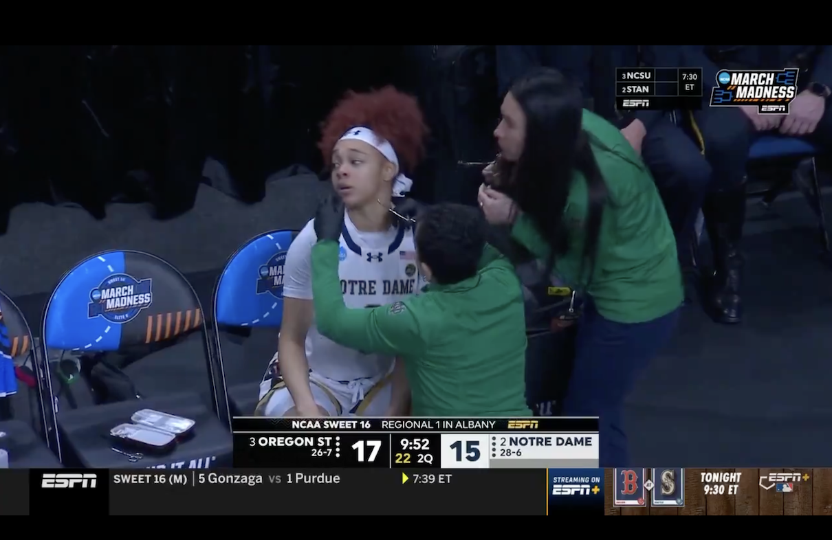 NCAA》女球星比賽中被要求拆除鼻釘　抱怨身體都冷了