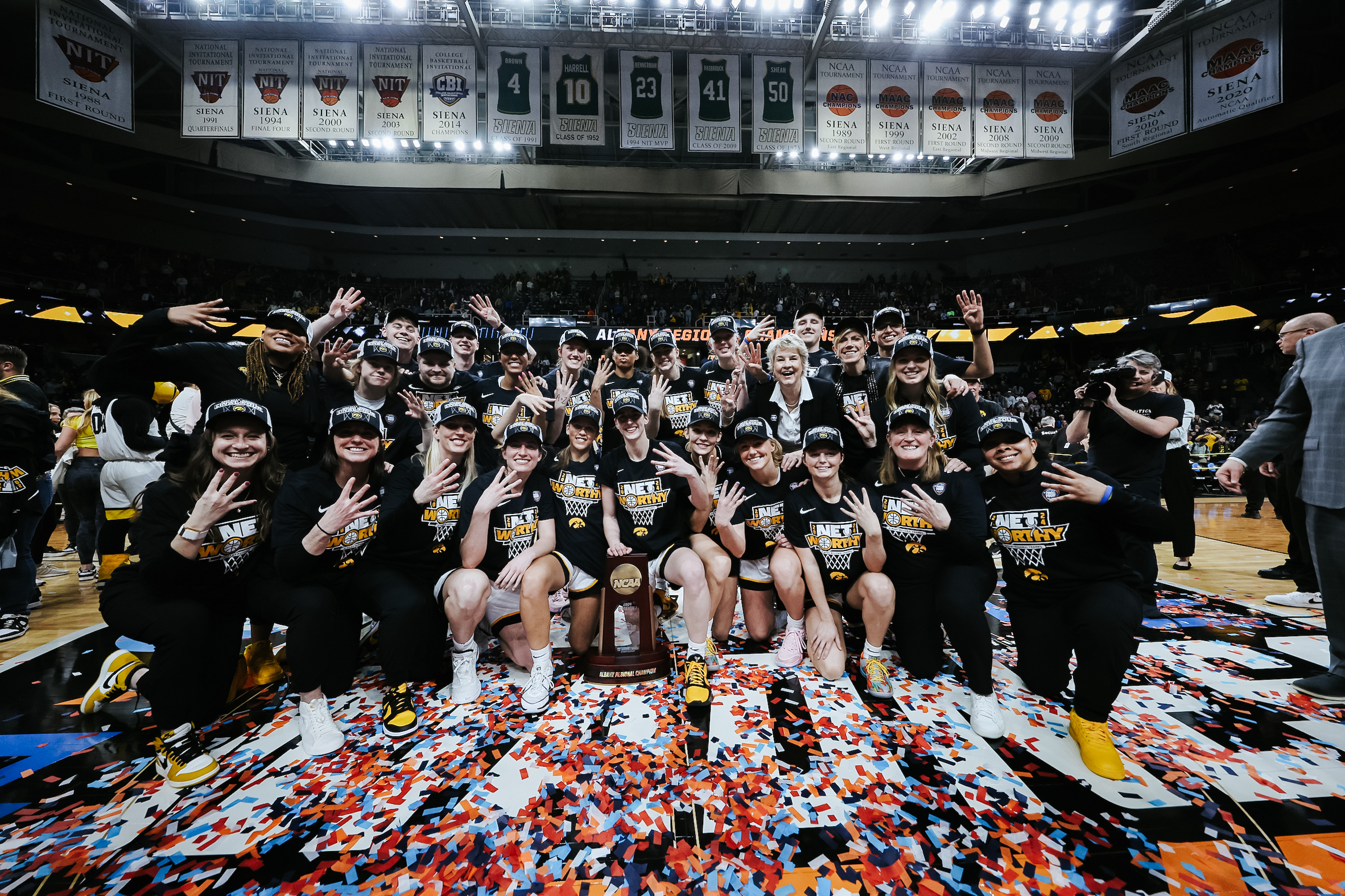 NCAA》「女柯瑞」Clark飆41分率愛荷華晉級4強　粉碎路易斯安那衛冕夢