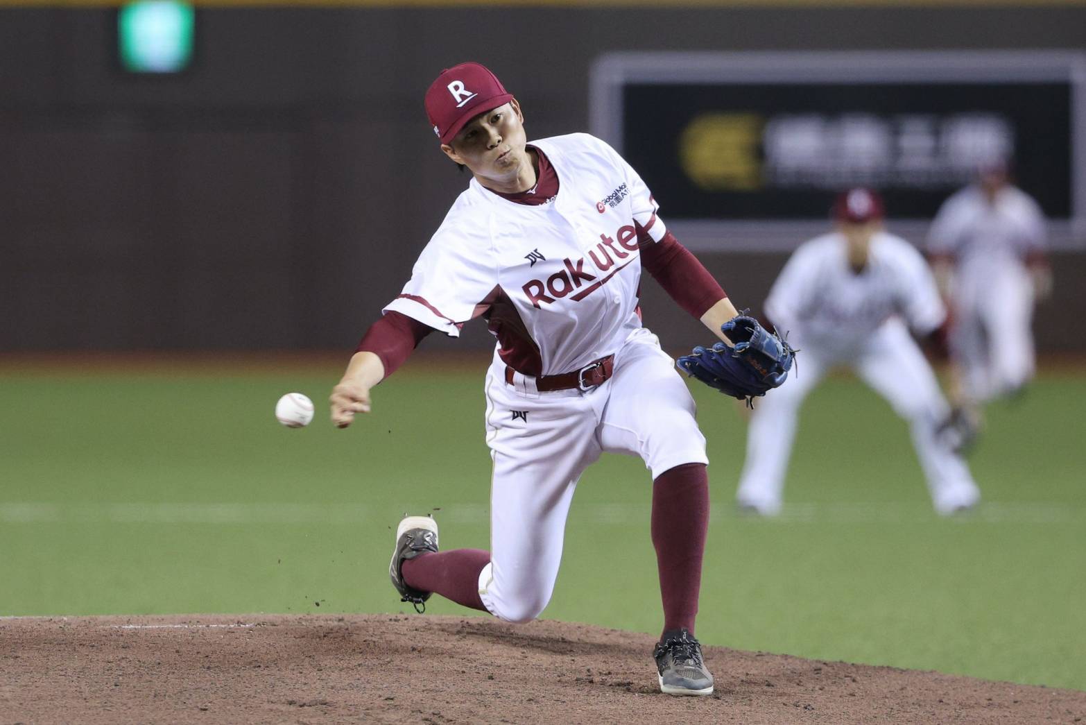 樂天桃猿》搶人大戰起！黃子鵬有行情　全額轉隊費1050萬　