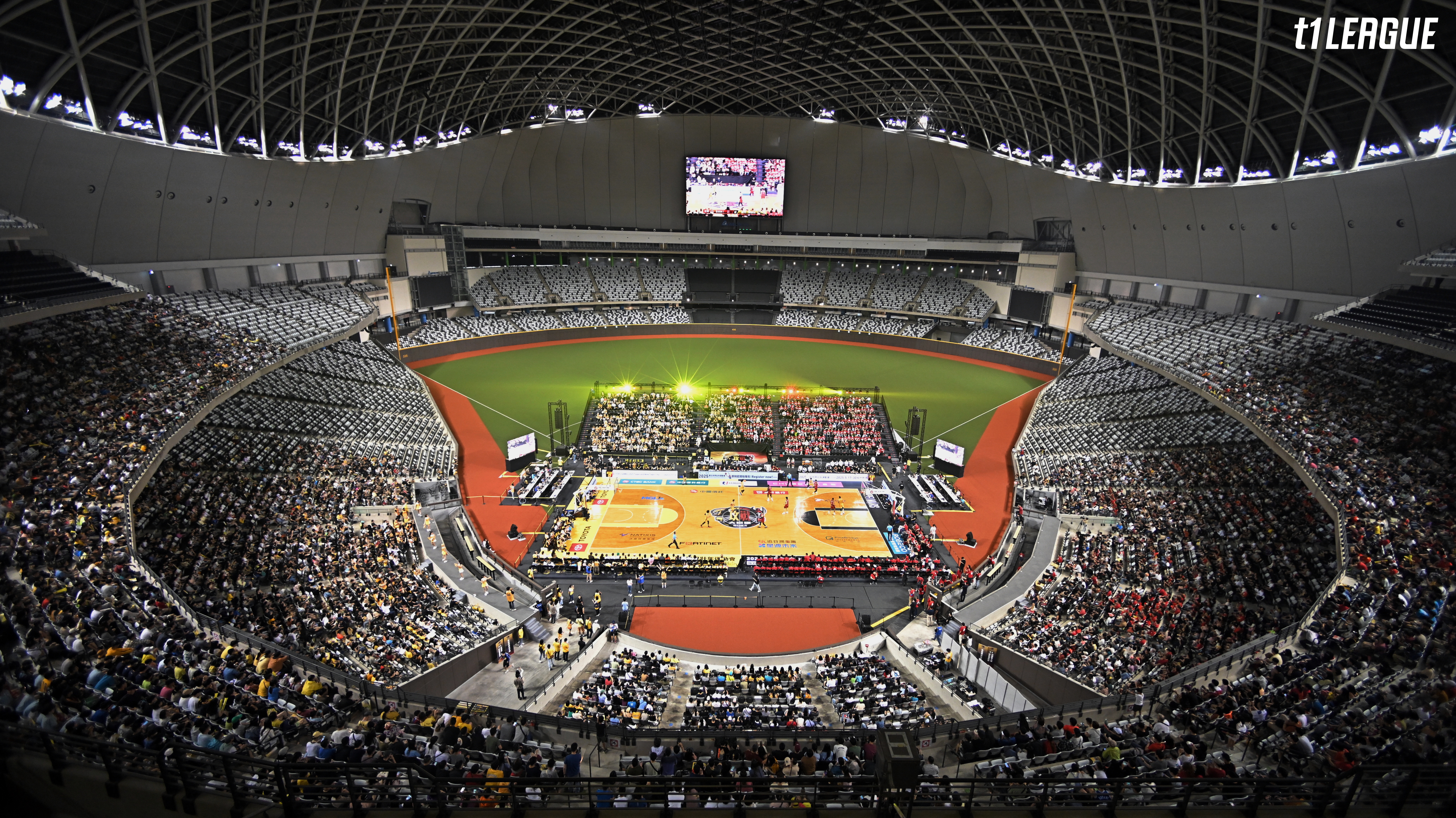 T1》狂！　台北大巨蛋辦籃球賽　連2天滿場逾3萬人
