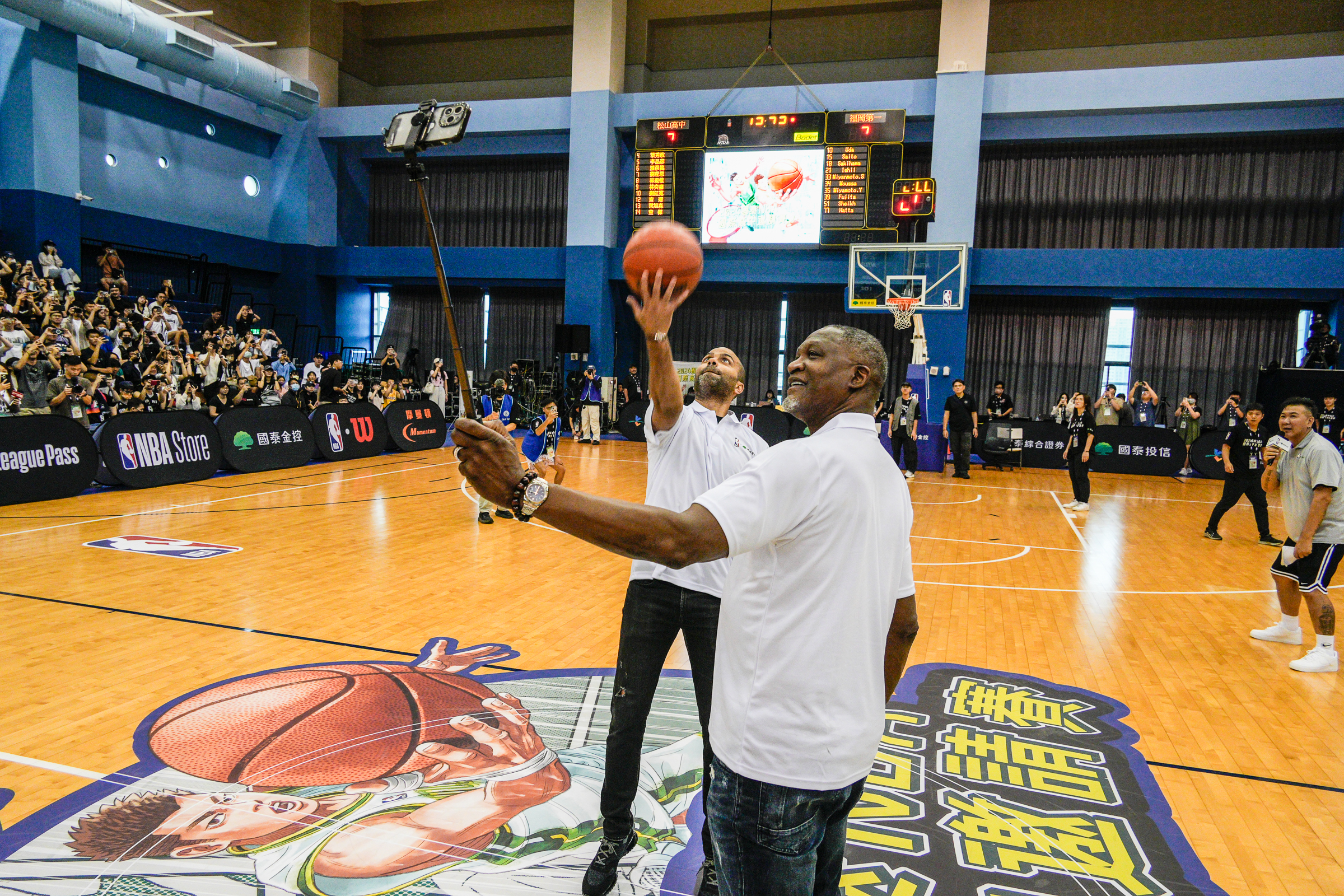 NBA》背後中場投籃3次就命中　Parker自己也嚇到