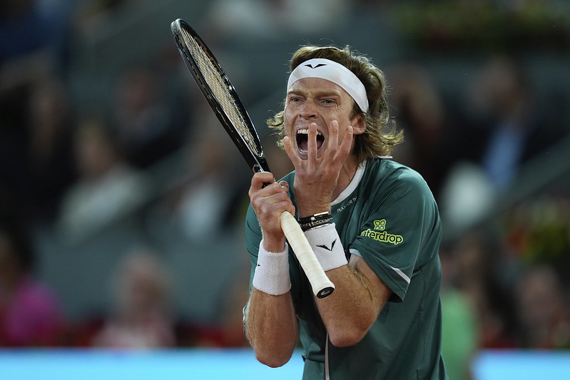 法網》馬德里冠軍第3輪止步　Rublev失控：徹底失望