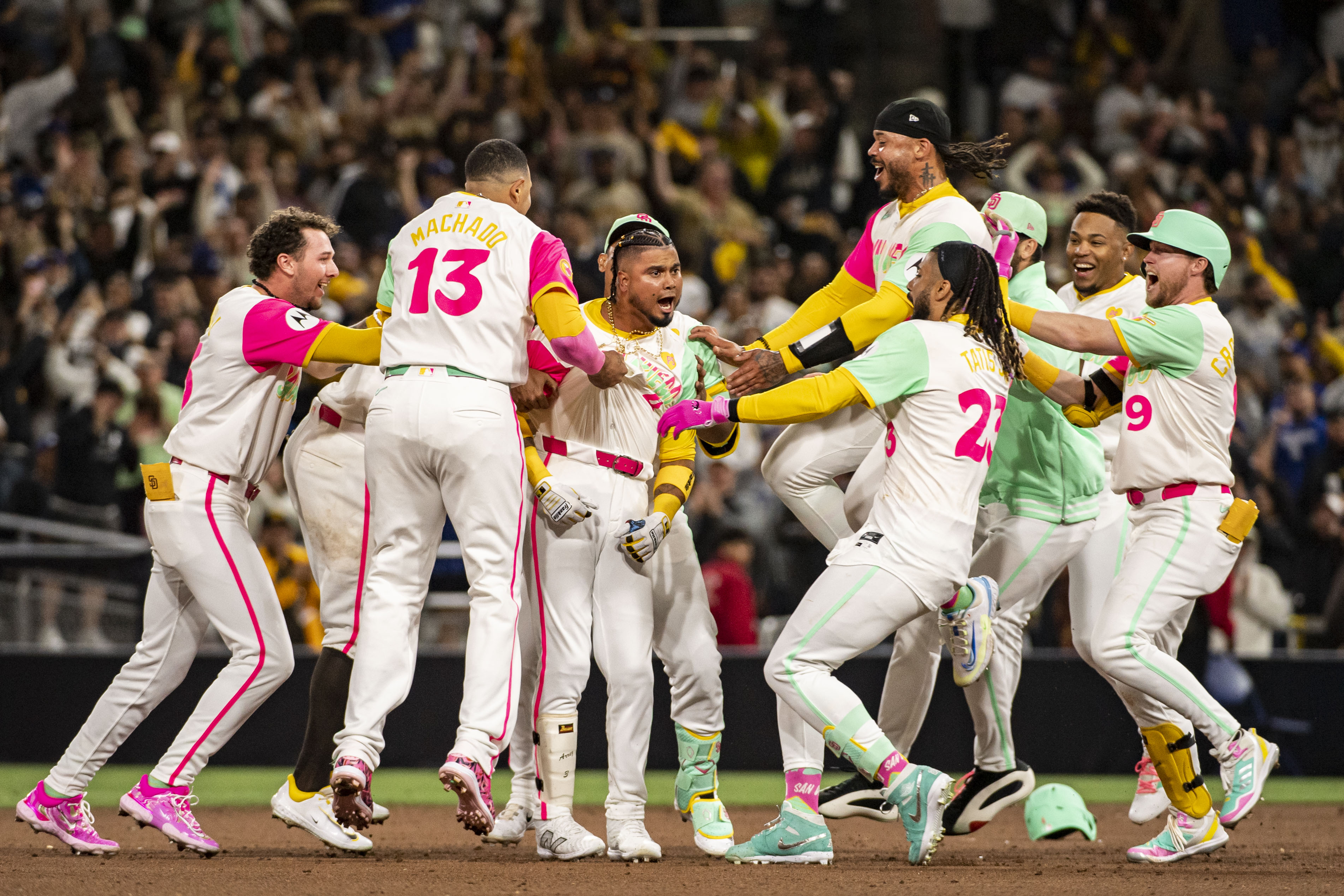 MLB》剛被交易首場主場就敲再見安　Arraez一棒中斷道奇7連勝