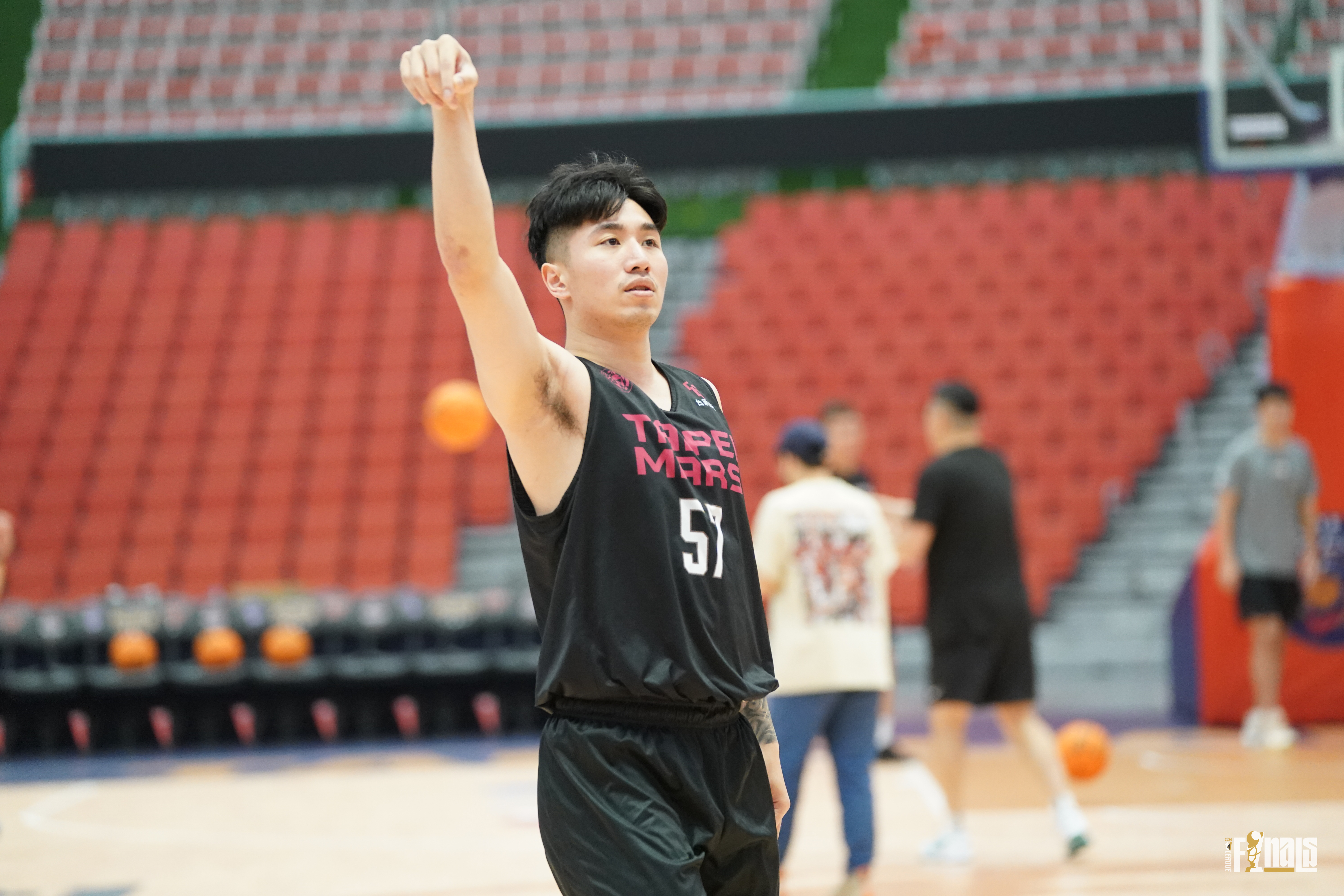 T1》台啤隊友冠軍賽另類重逢　曹薰襄：有點幽默