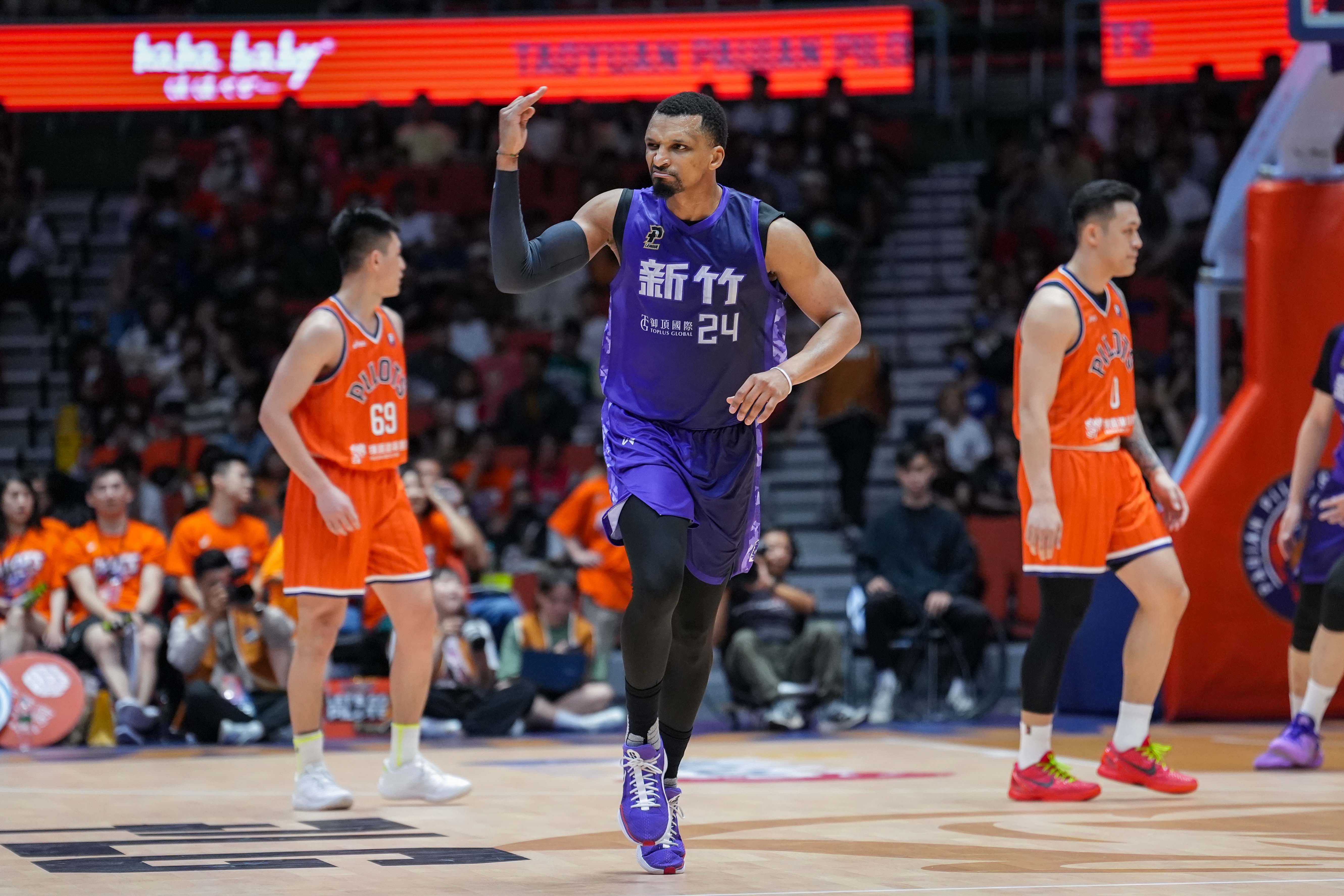 PLG》艾夫伯轟38分沒季後賽模式　李家瑞進球只想防守