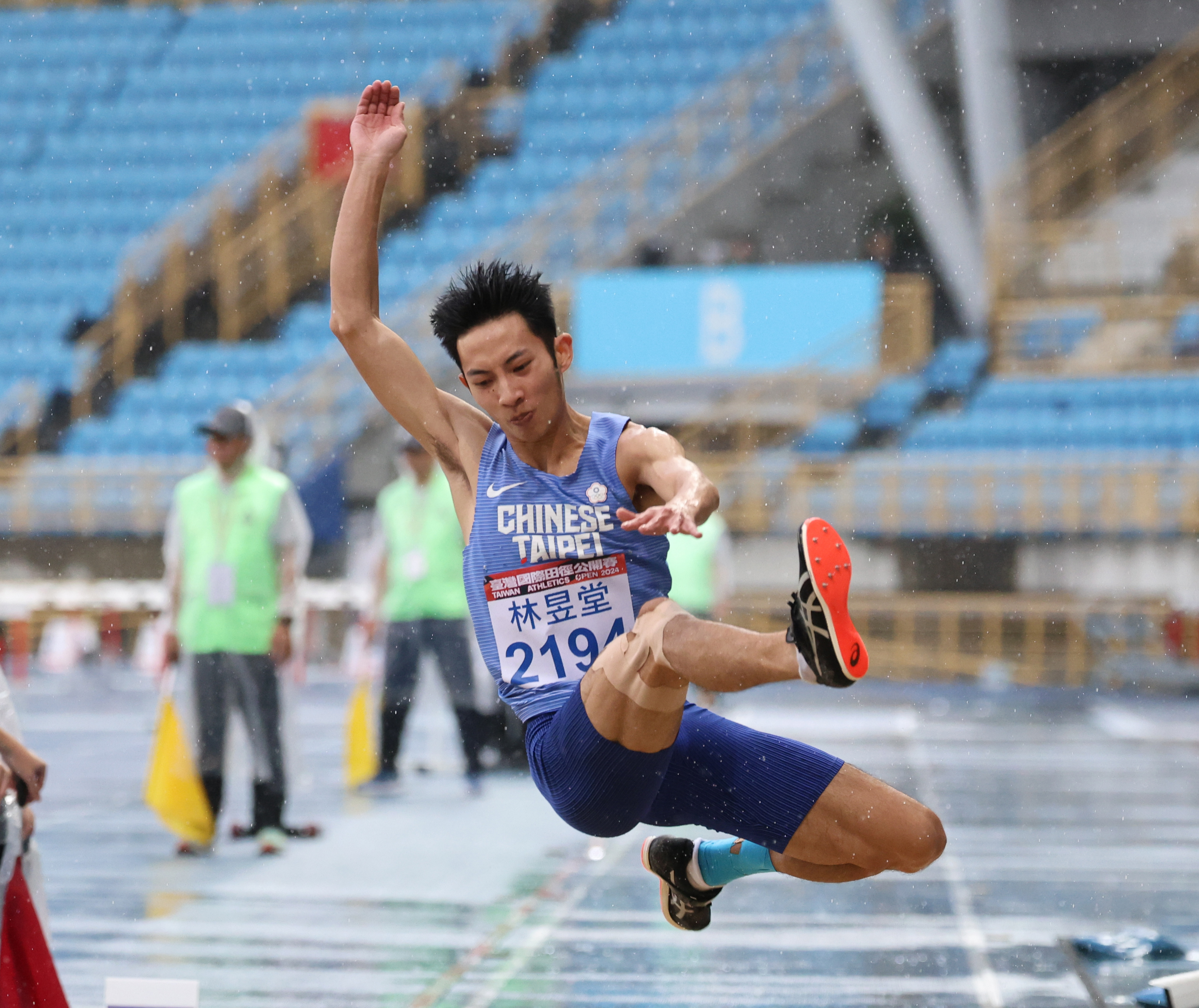 臺灣國際田徑賽》雨中摘金　林昱堂將轉戰歐洲提早調整