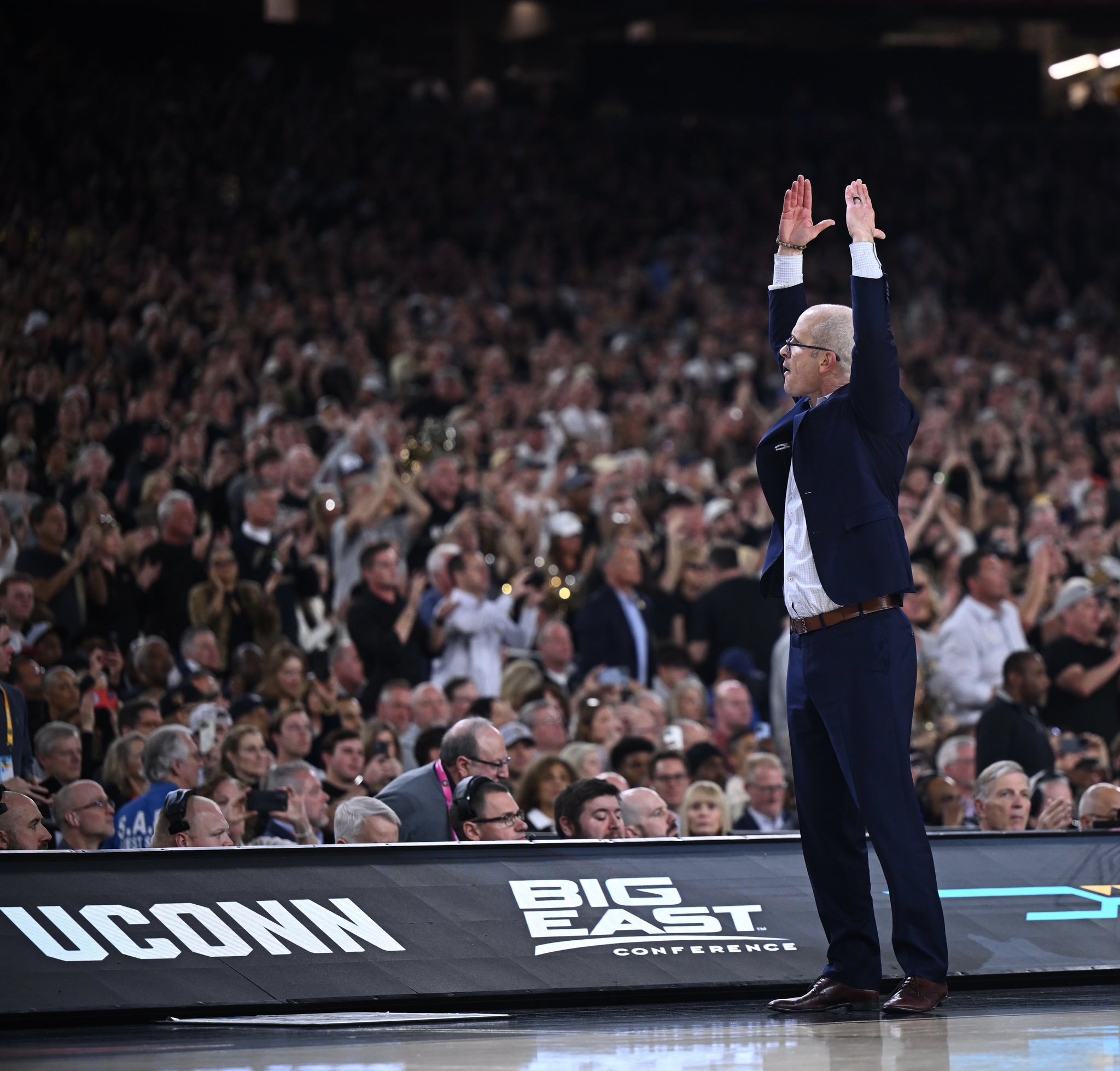 NBA》Dan Hurley打槍湖人22.6億元　回大學任教