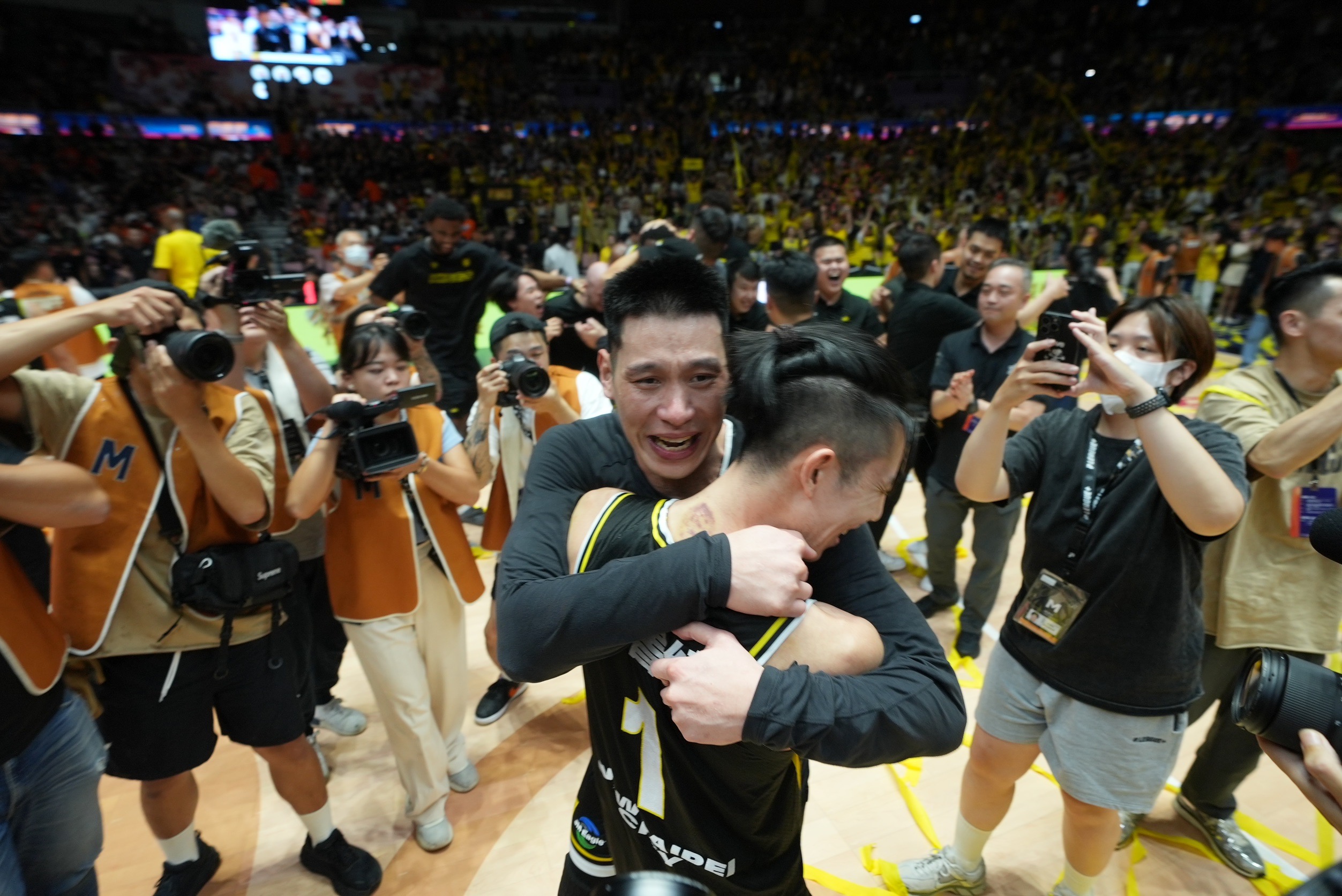 PLG總冠軍賽》林家兄弟攜手奪冠　直呼永生難忘！