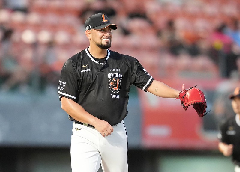 統一獅》105球狂飆80個好球 勝騎士2小時25分完賽本季最速 - 棒球 - TSNA體育新聞團隊