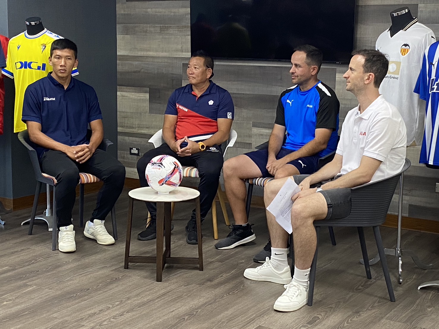 Formosa 7s足球》「你自律起來自己都害怕！」　前中華隊教練陳貴人喊3年內出旅外球員