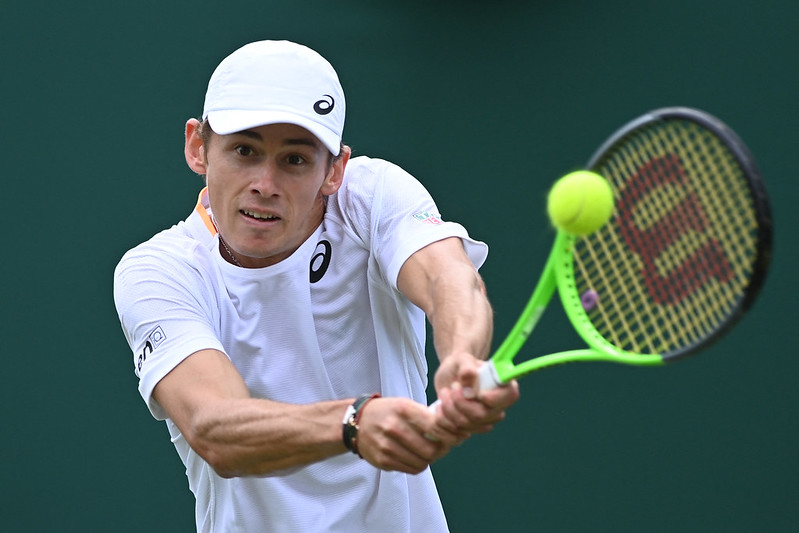 溫網》de Minaur臀傷未癒棄賽　Djokovic保送4強