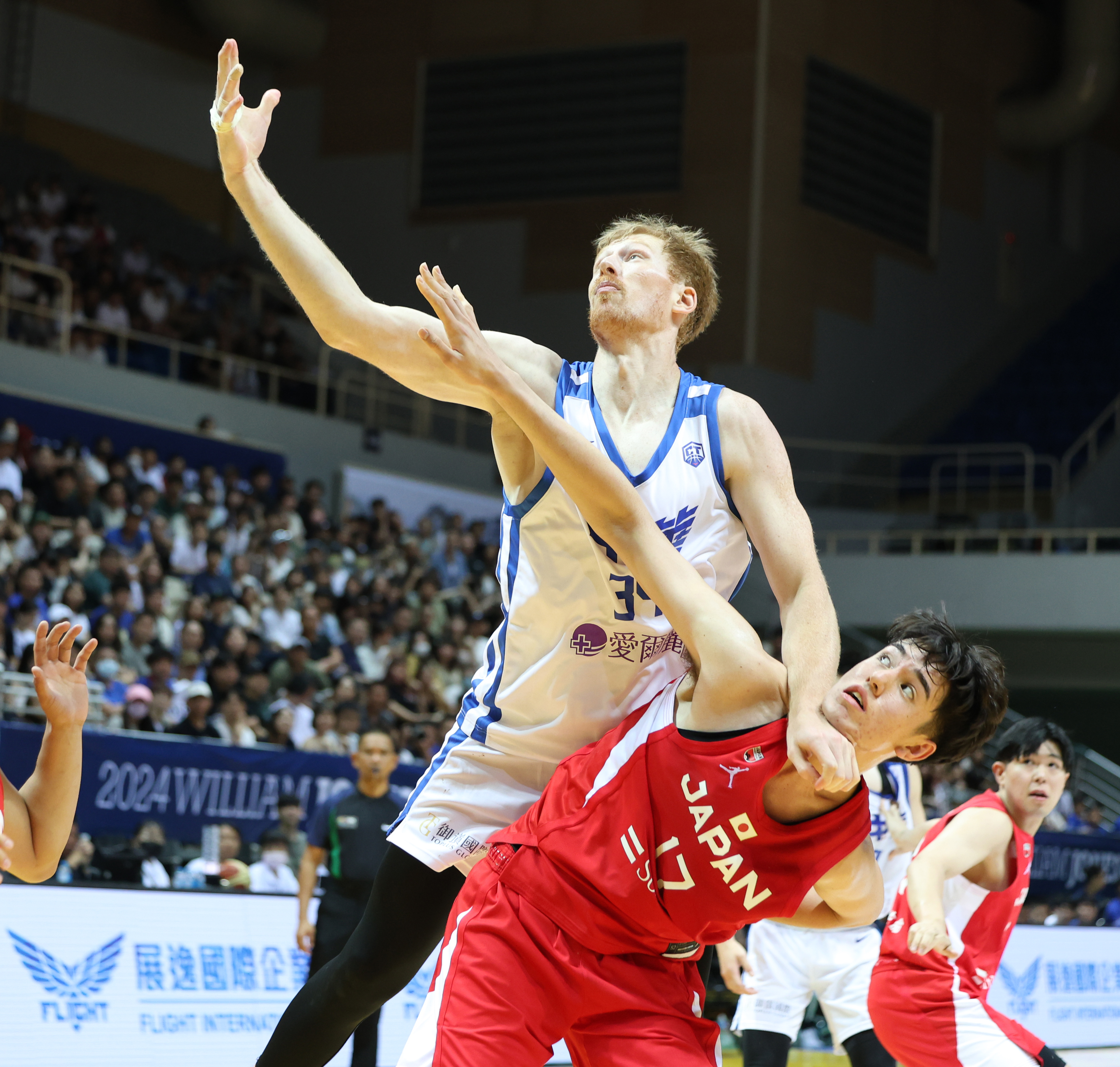 瓊斯盃》高柏鎧首秀6分4籃板　陳盈駿讚會給中華隊很大幫助