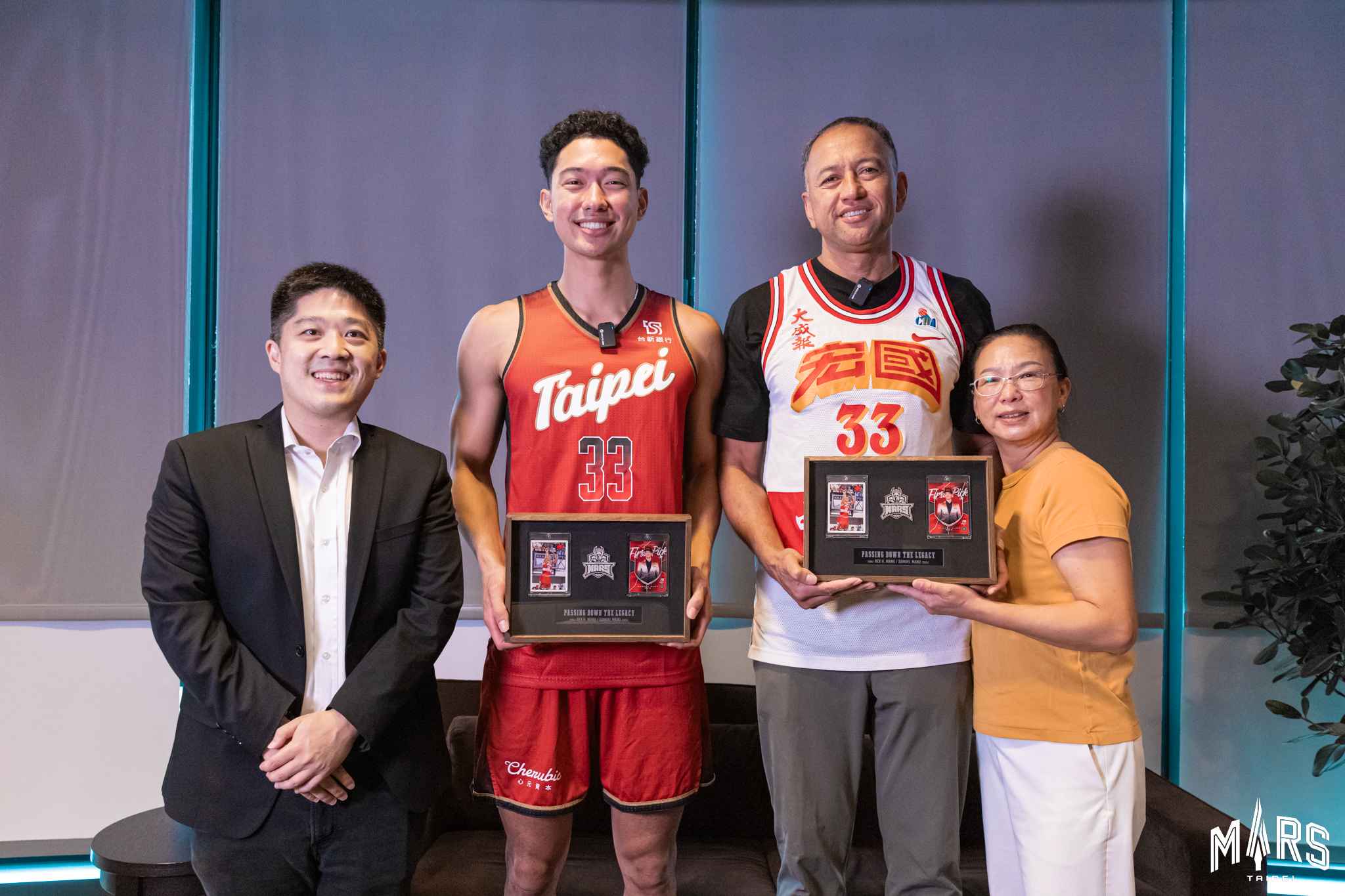 TPBL》確定簽下狀元雷蒙恩　台新製作選秀狀元卡