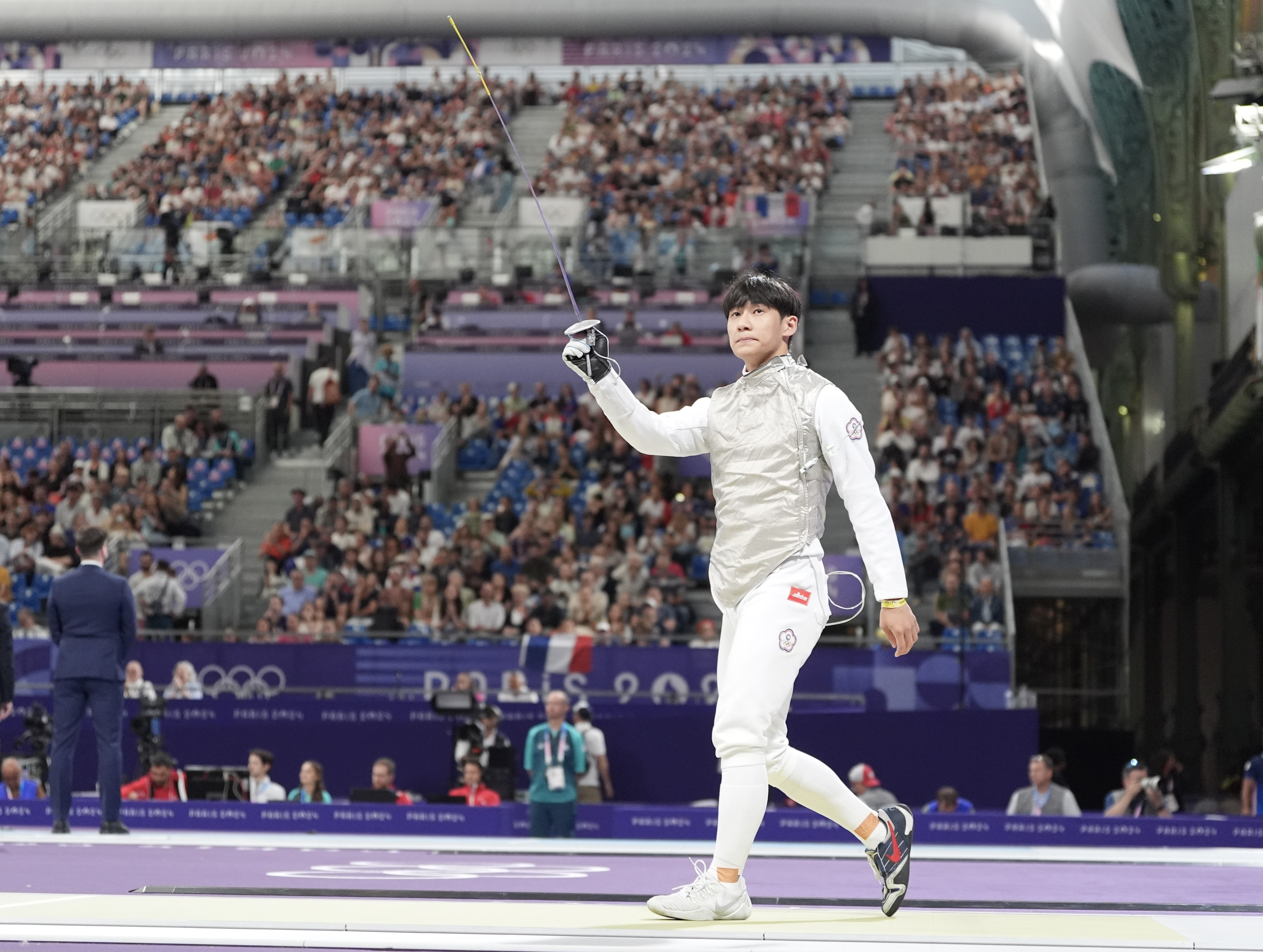 奧運》陳弈通鈍劍不敵地主選手Enzo Lefort　止步32強