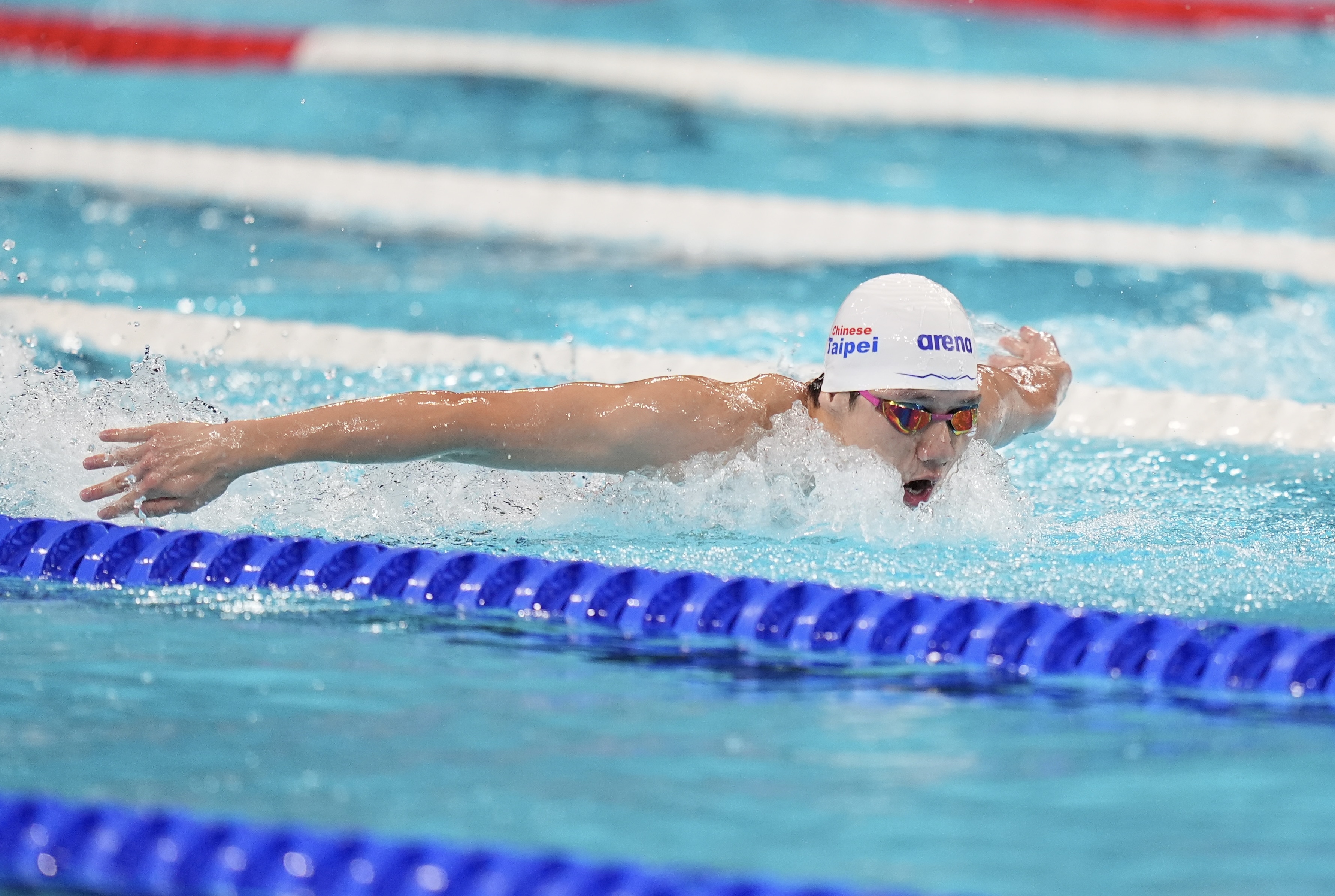 奧運》教練評王冠閎戰術成功　游出比東奧複賽更佳成績