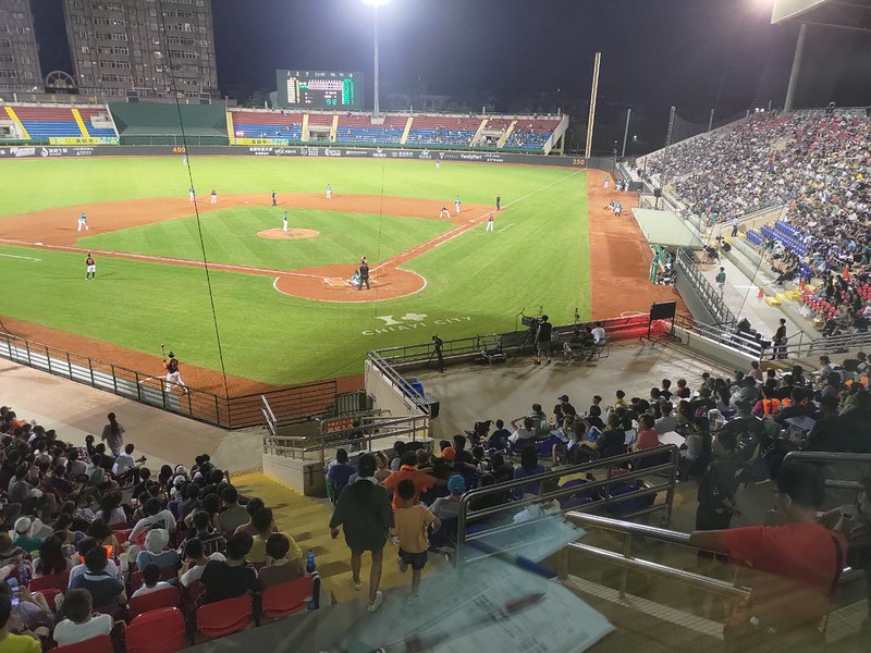 中職》嘉義市球場受損嚴重　連休息室屋頂都被吹飛被迫延賽