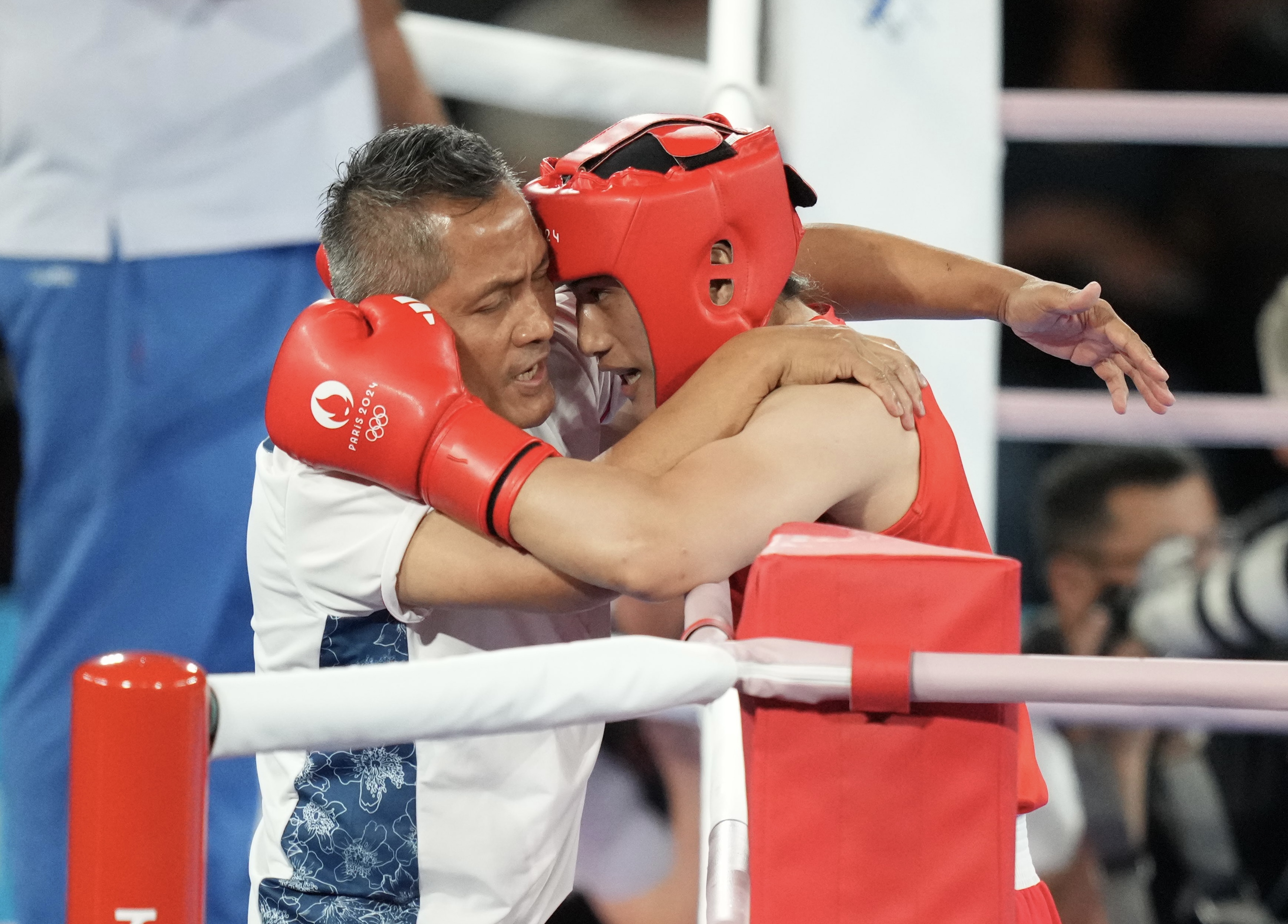 奧運》拳擊移師法網主球場超震撼　陳念琴上場前差點爆哭