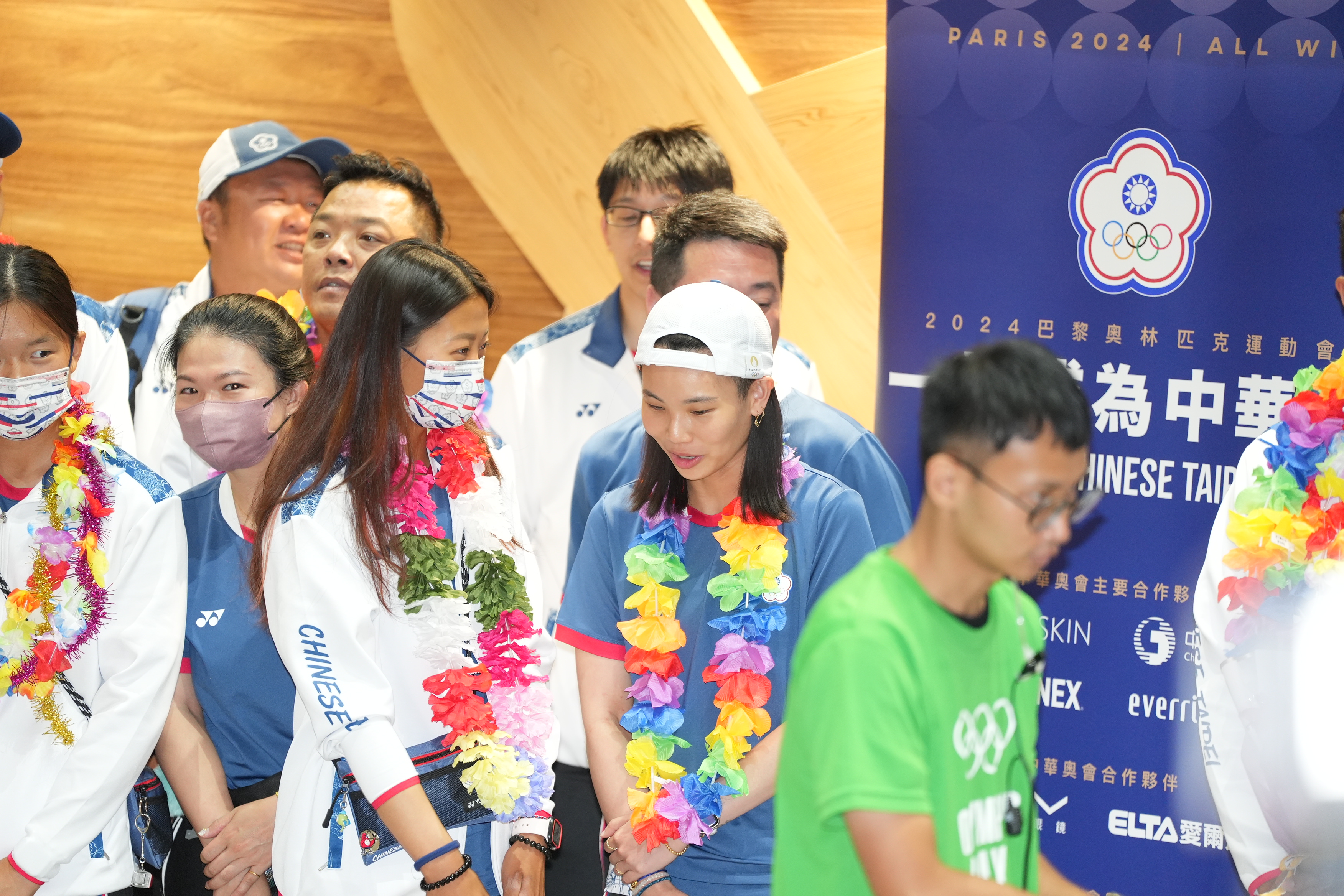 奧運》「小戴辛苦了！我愛你」　戴資穎未受訪低調離開機場