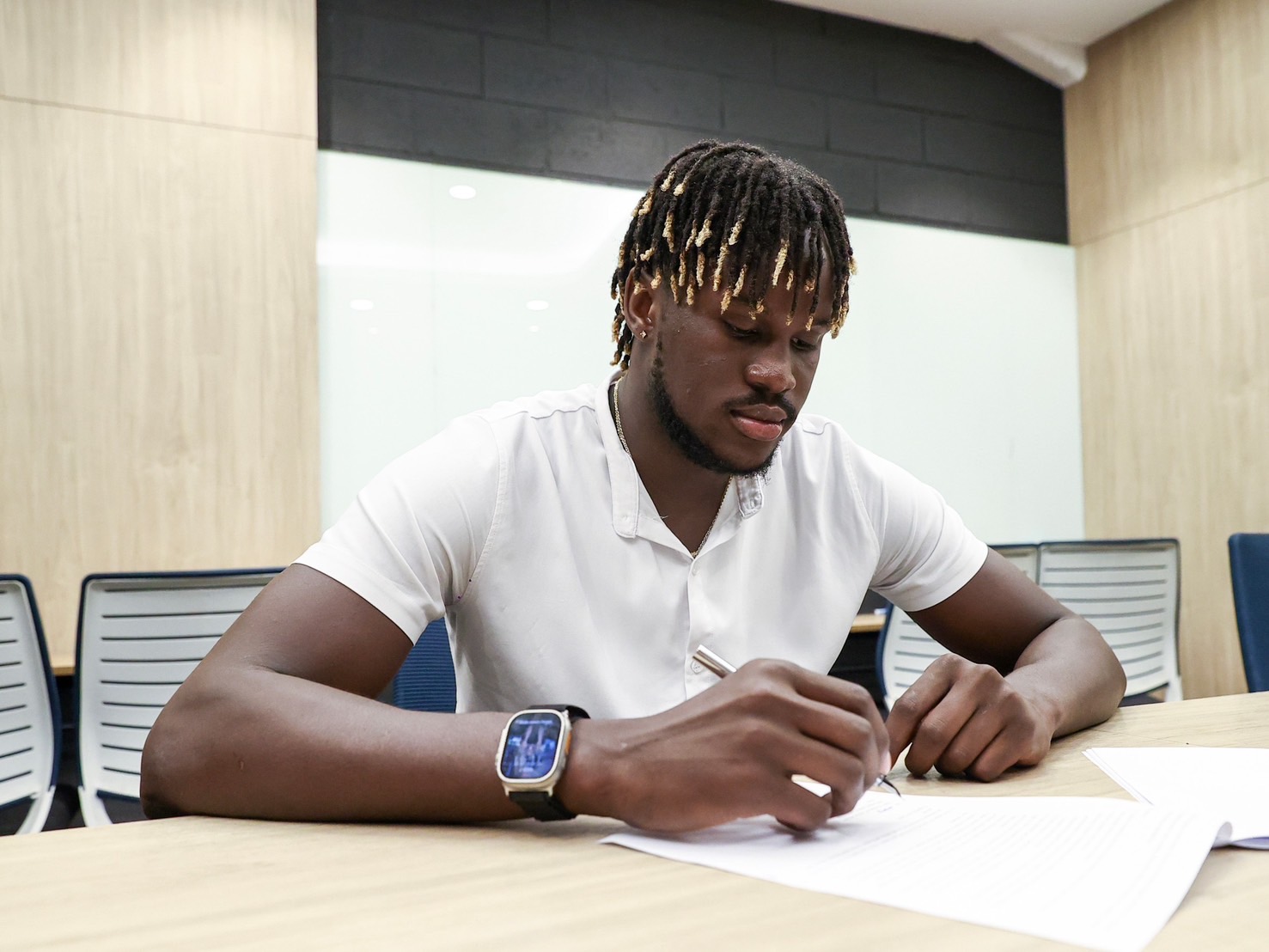 PLG》終於簽了！　選秀狀元莫巴耶加盟富邦勇士