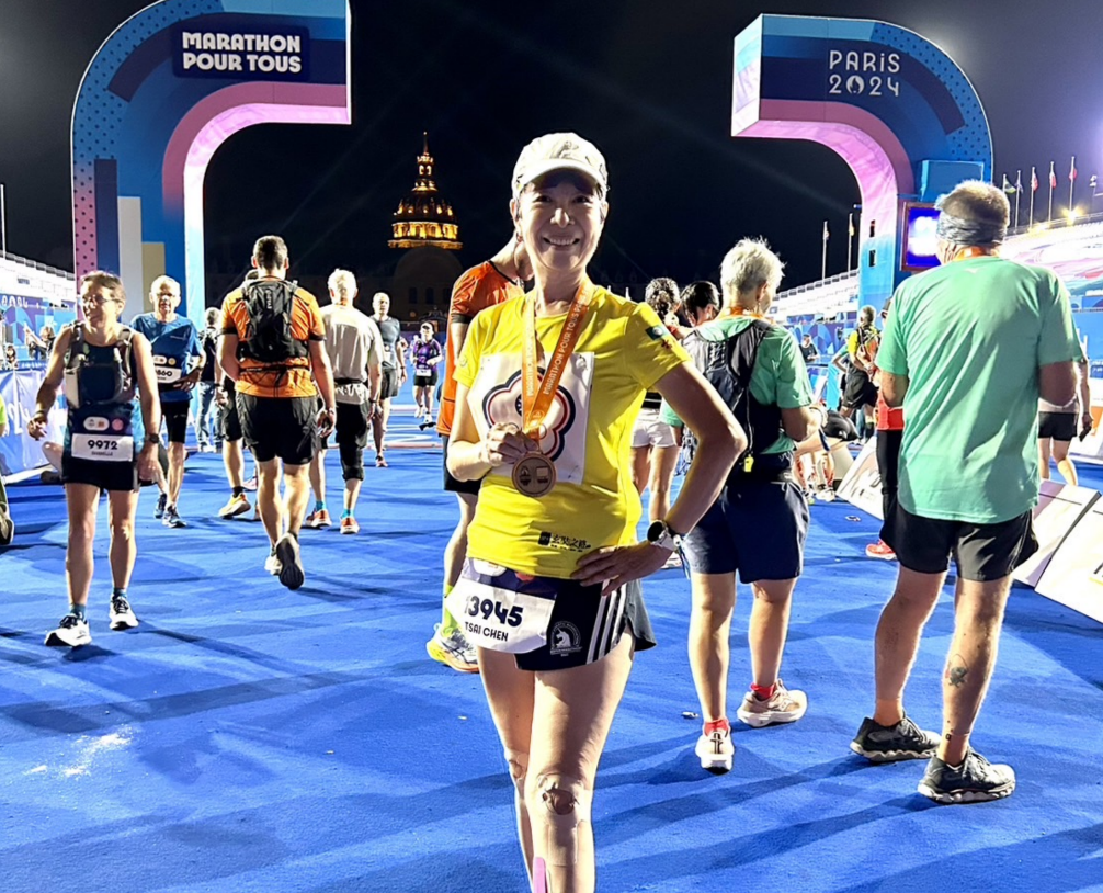 奧運》普通人也能出征五環殿堂！許彩瑱身披中華會旗完賽「大眾馬拉松」
