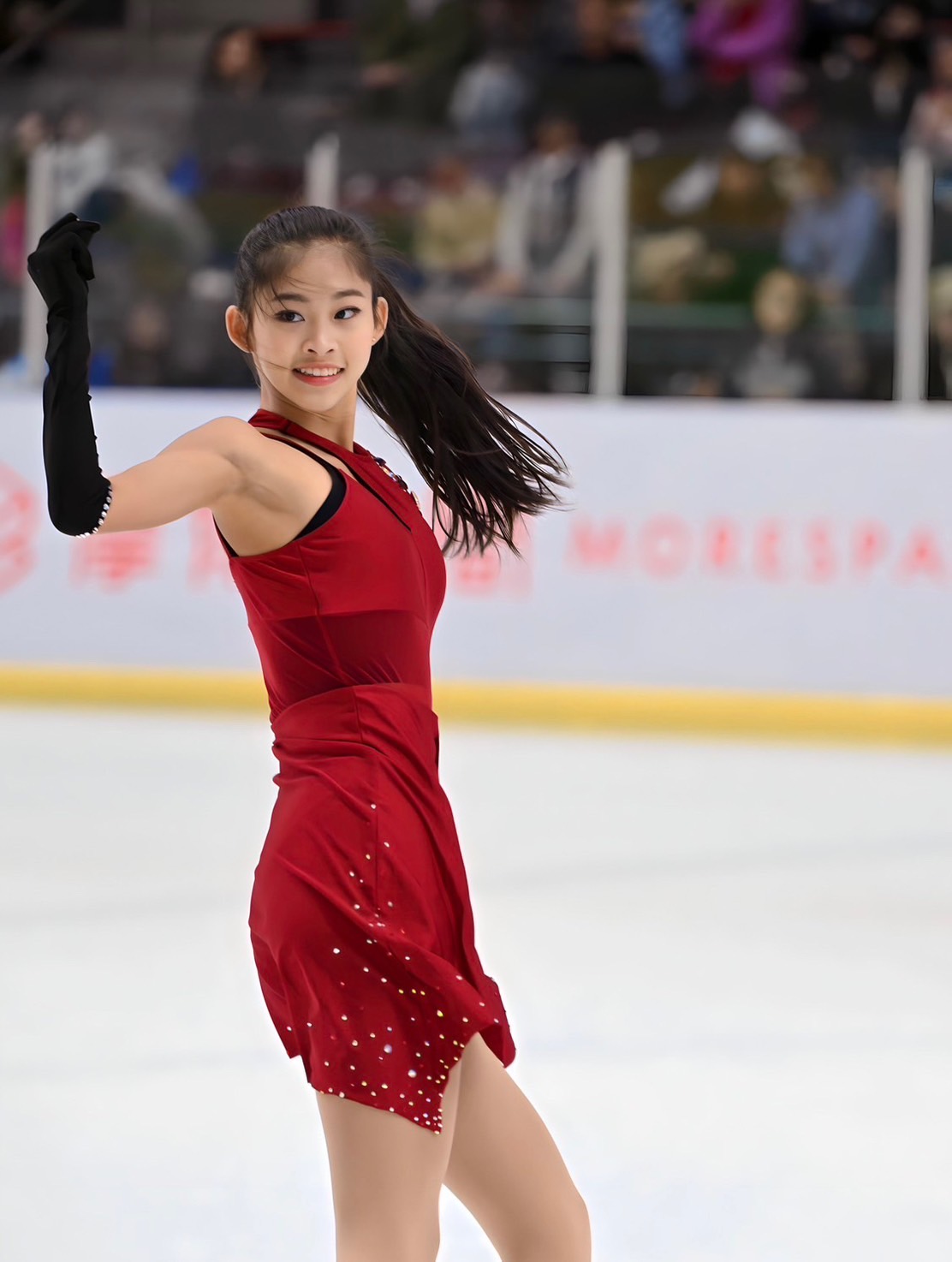 花式滑冰亞錦賽》受「冰雪奇緣」啟發後滑了10年　陳莊媛：希望大家為我鼓掌