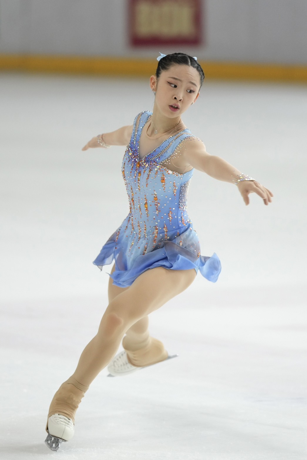 花式滑冰亞錦賽》蔡玉鳳暫居第8、湯喆媗暫居第12　長曲項目拼突破