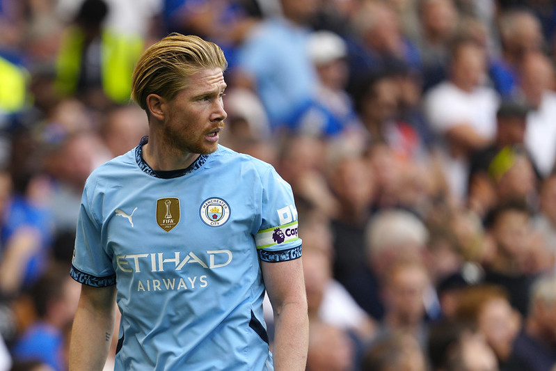 足球》De Bruyne批國際足總　錢比球員大聲