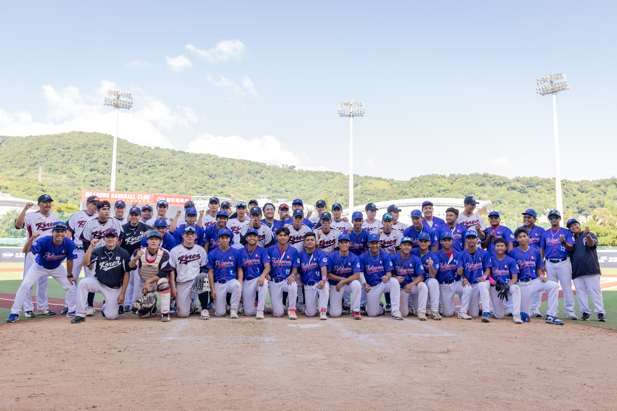 U18亞青》贏球也贏友誼　韓國奪季軍贈菲律賓用球