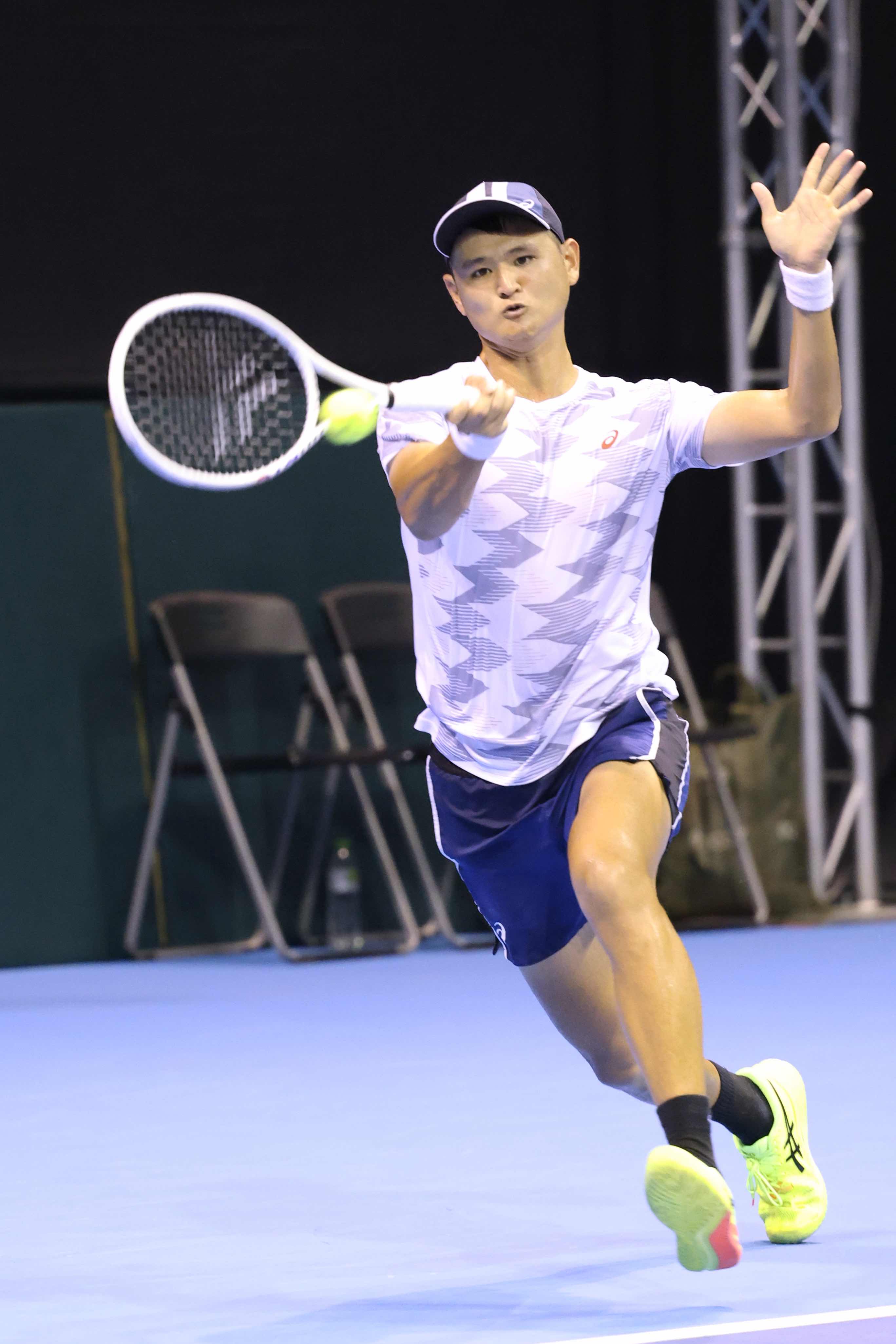 台維斯盃》吳東霖僅失3局橫掃波赫一哥　對方教頭大誇：打得棒極了
