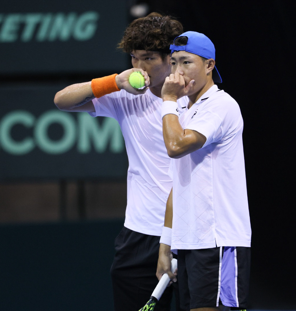 台維斯盃》許育修／何承叡搶關鍵第3點　中華2比1聽牌