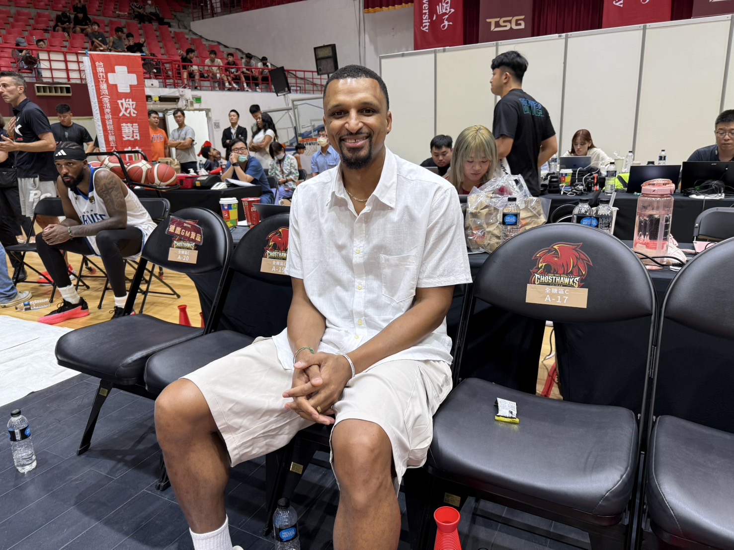 PLG》艾夫伯現身台南　稱想在台灣退休