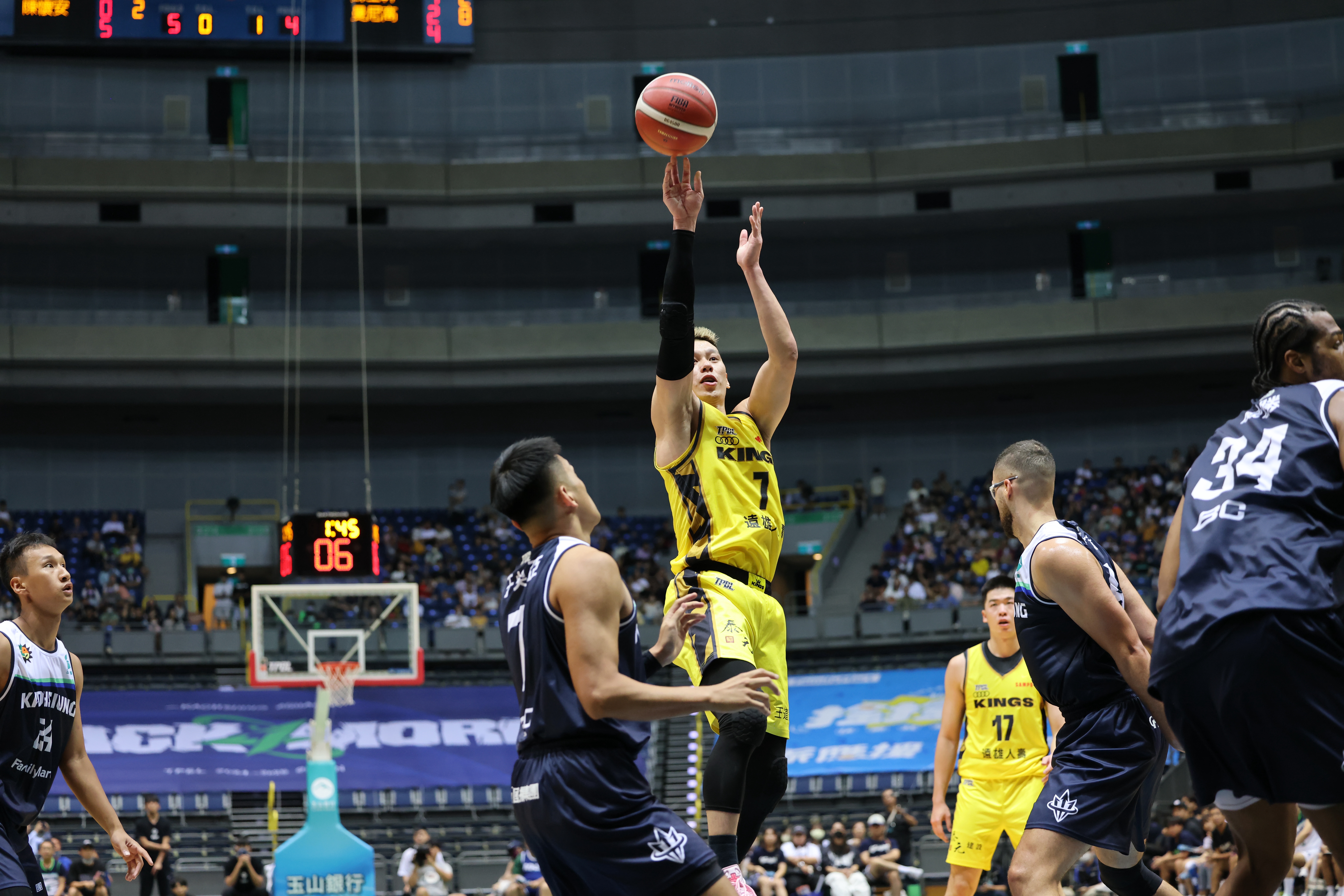 東超》林書豪飆21分　國王東超主場仍吞敗