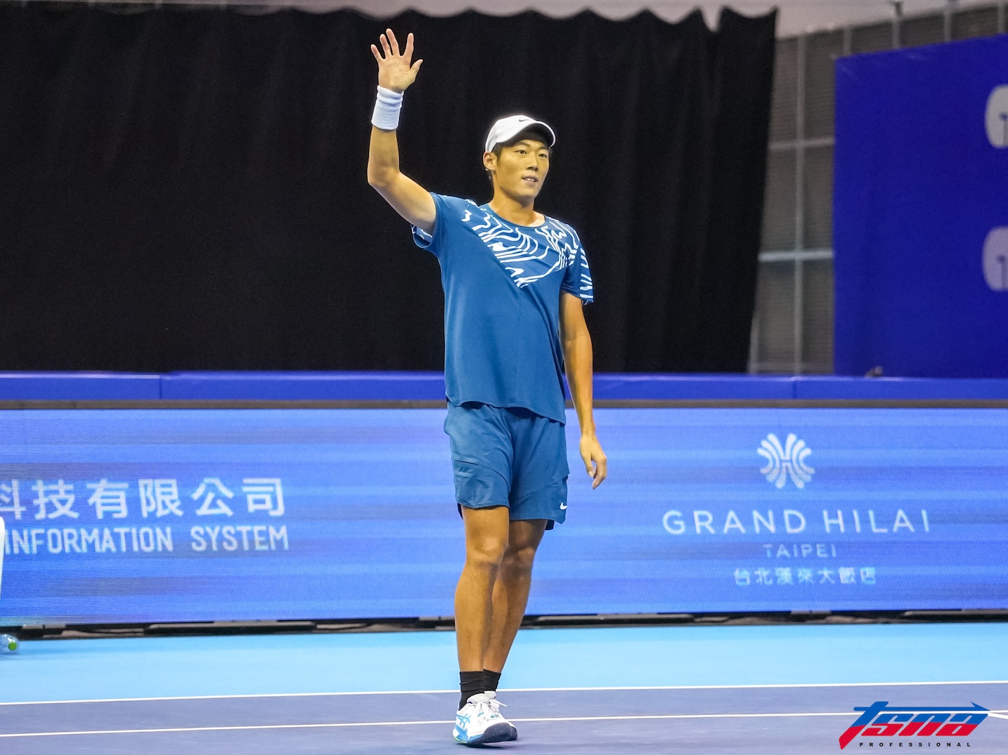 澳網》會外賽曾俊欣開紅盤　力克義大利對手晉級次輪