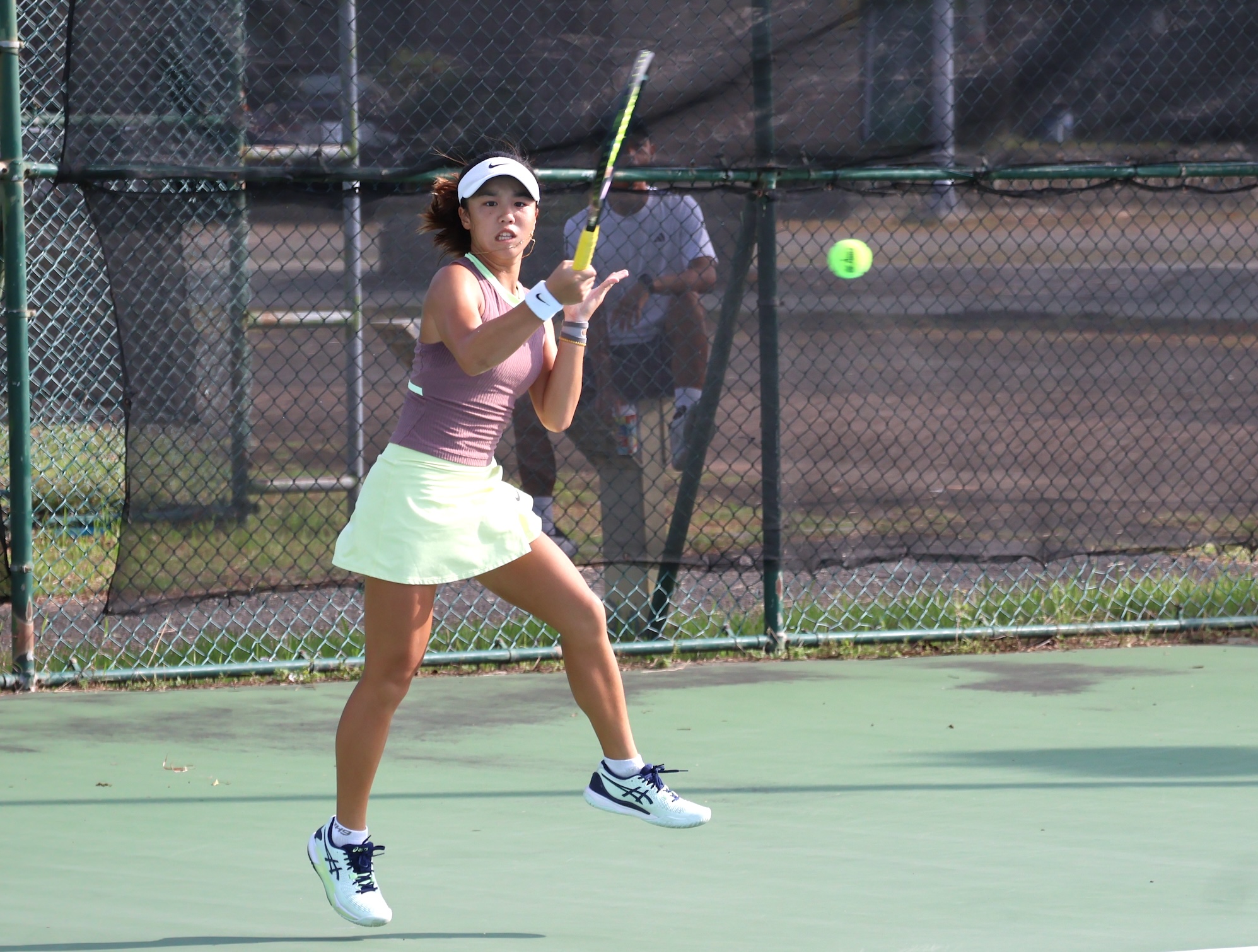 馬玉山盃青少年網賽》男、女單頭號種子高芷涵、余承恩晉級　颱風攪局明停賽