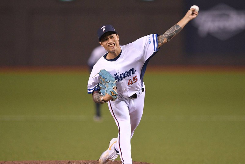 12強賽》中華隊要晉級冠軍戰　要自助也要人助