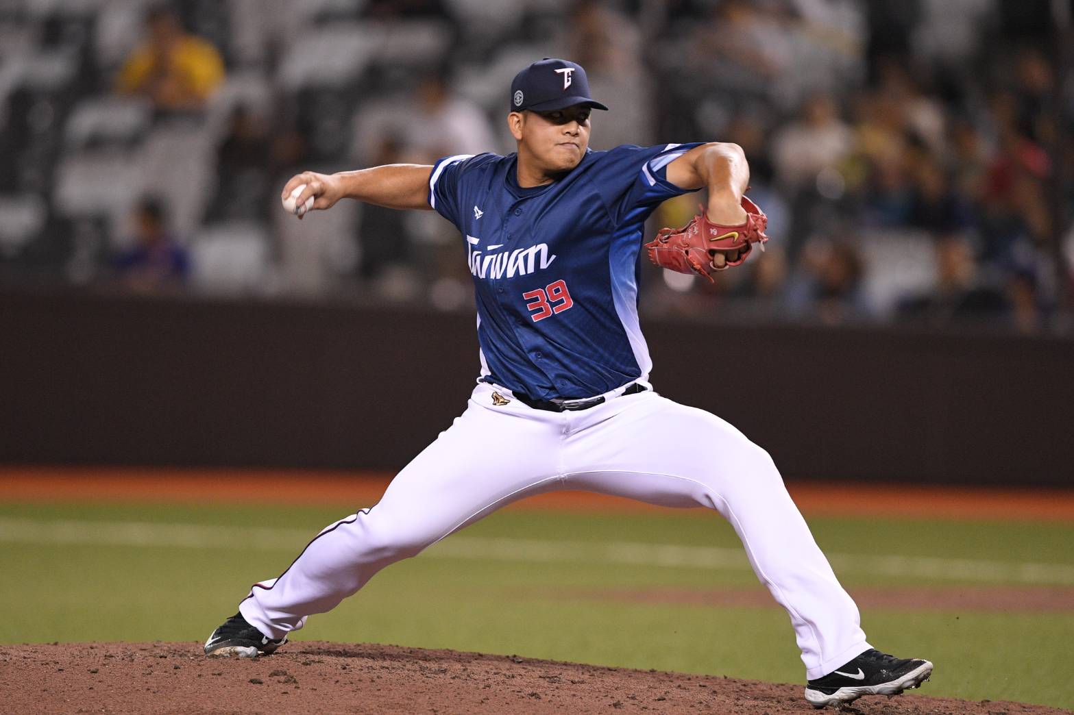 12強賽》黃恩賜中繼驚險無失分　感謝吉力吉撈配球：相信隊友