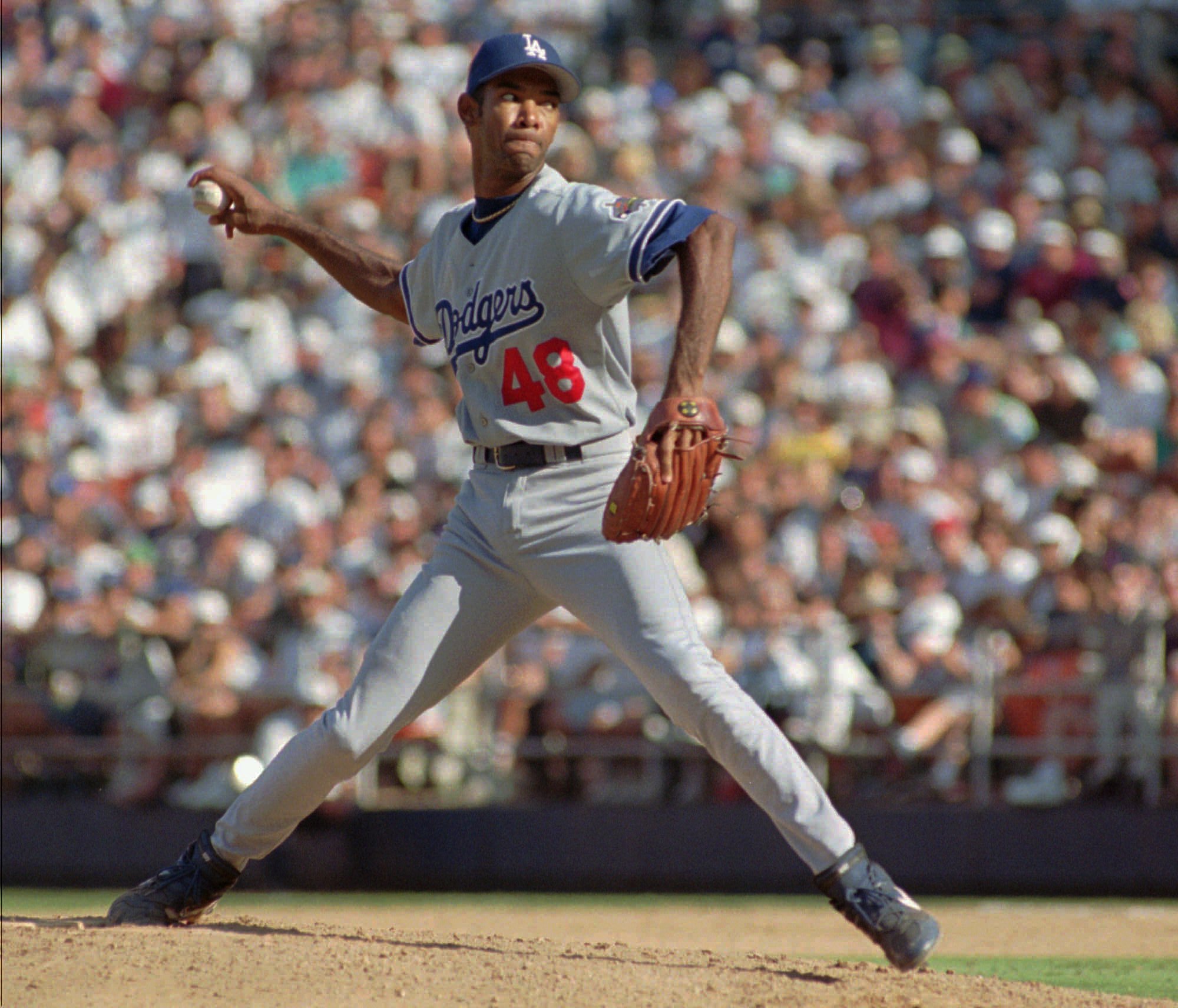 12強賽》「神之右手」Pedro Martinez老哥來台　還記得兄弟象洋投風神