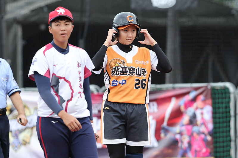 企壘總冠軍賽》潘玉玲後援守成　兆基險勝凱撒重奪優勢