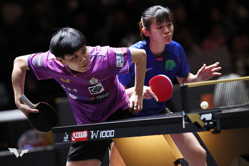 WTT》遭中國最強非種子橫掃　鄭怡靜／李昱諄止步總決賽首輪