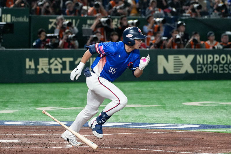 12強賽》超拚！潘傑楷滑進一壘左小拇指脫臼　提前退場