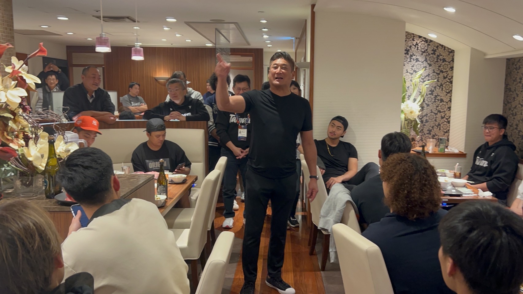 12強賽》賀中華隊奪冠！辜仲諒請全員吃高級燒肉　共發出7千萬獎金