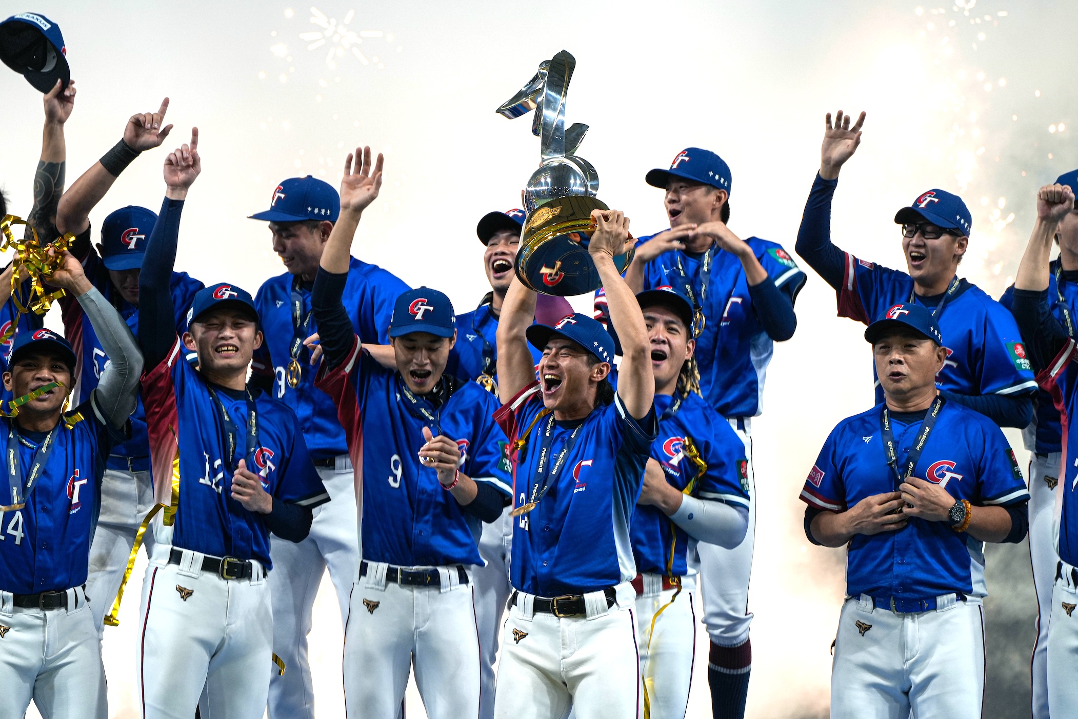 12強賽》球迷看過來　中華隊今日行程　閣揆宴請、遊行、見面會