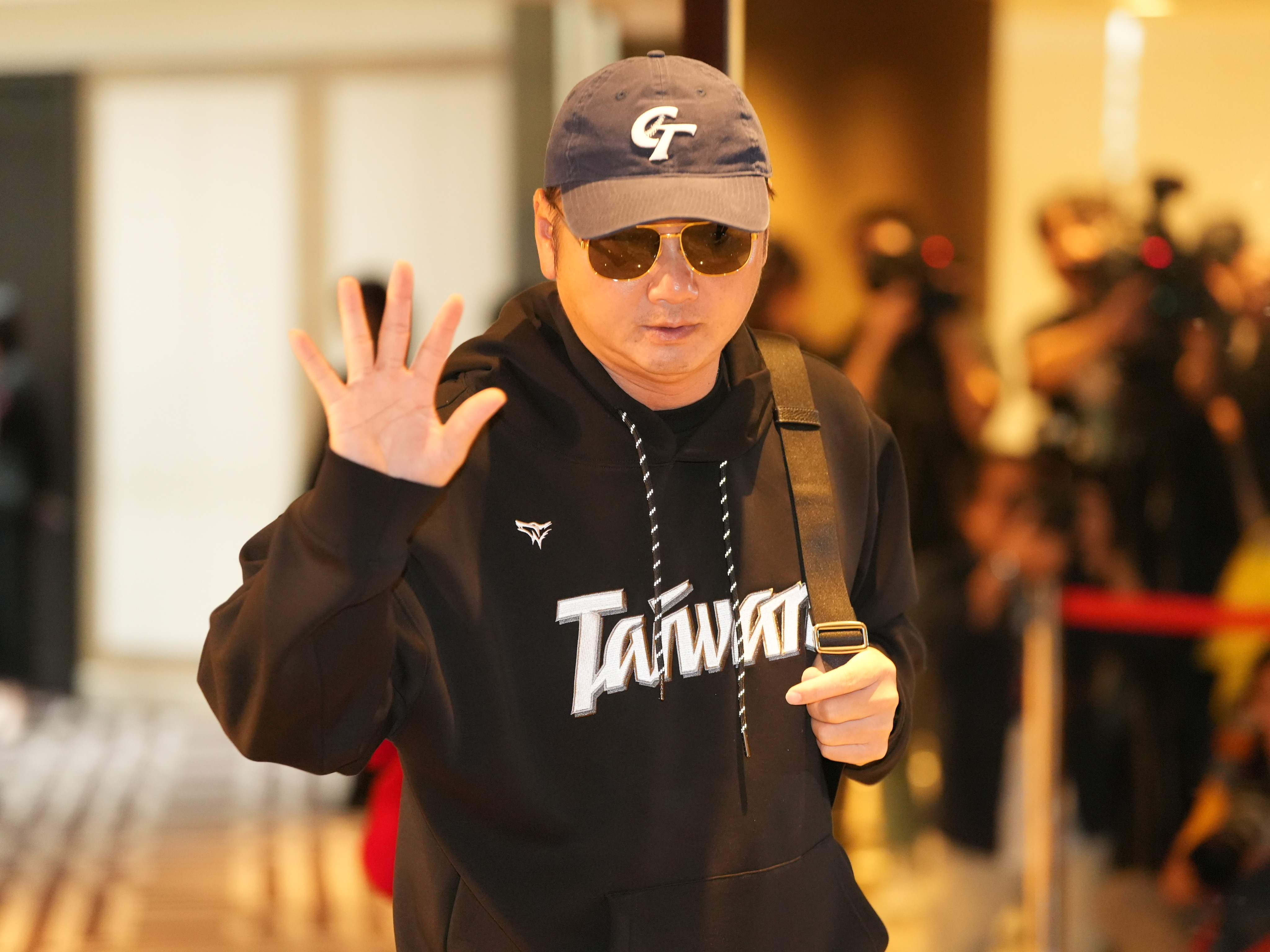 12強賽》曾豪駒傳富邦悍將想挖角　樂天桃猿：正在談續約