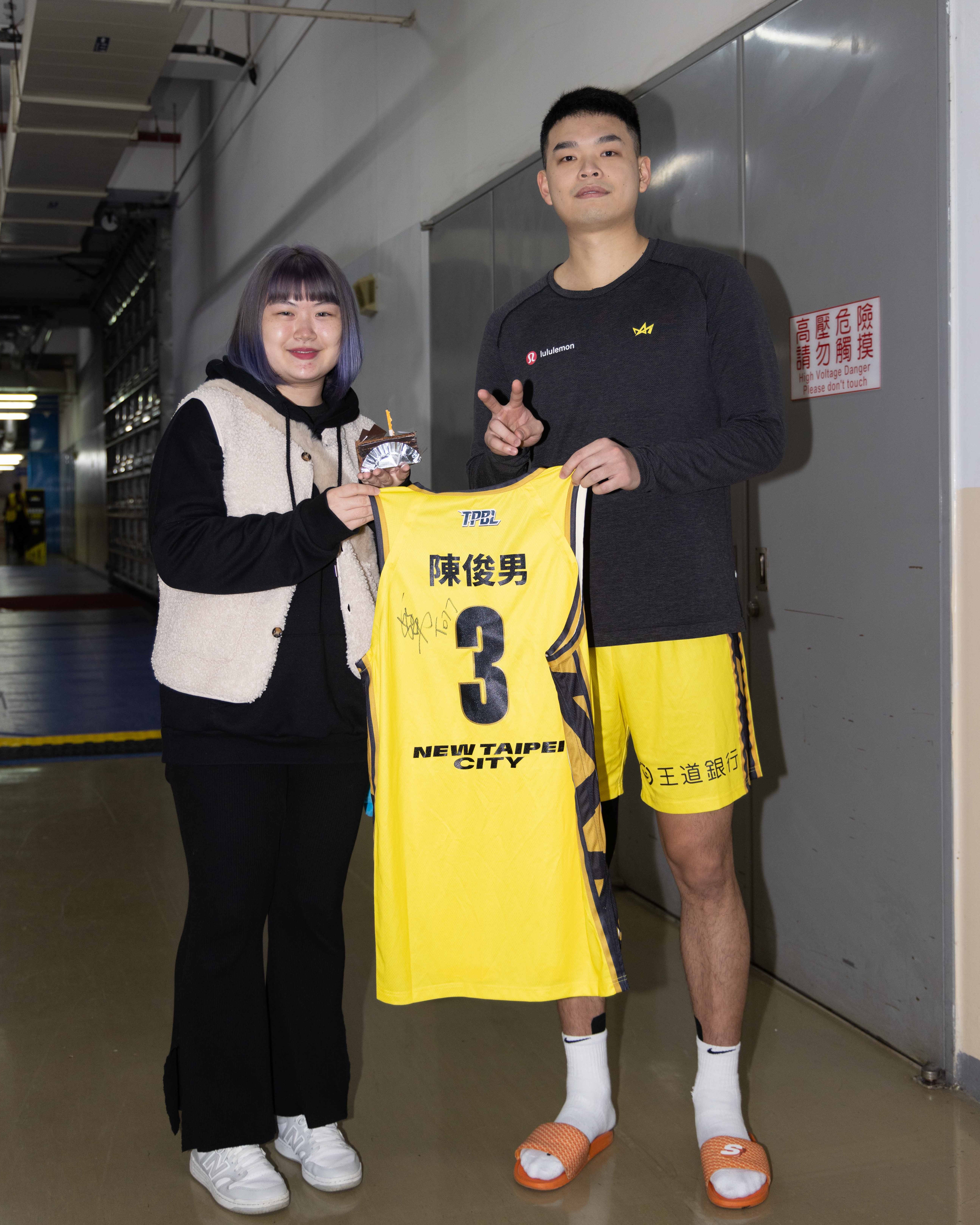 TPBL》球迷發文許願親送球衣　陳俊男做對的事心靈富足