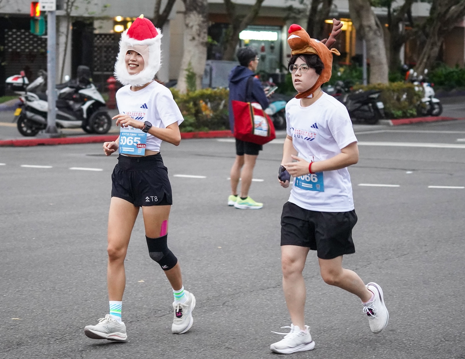 臺北馬拉松》歡樂早餐跑率先登場　街道充滿聖誕氛圍