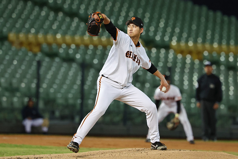 冬盟》195公分左投鴨打瑛二助日職白奪冠　「想成為戸郷選手那樣王牌投手」