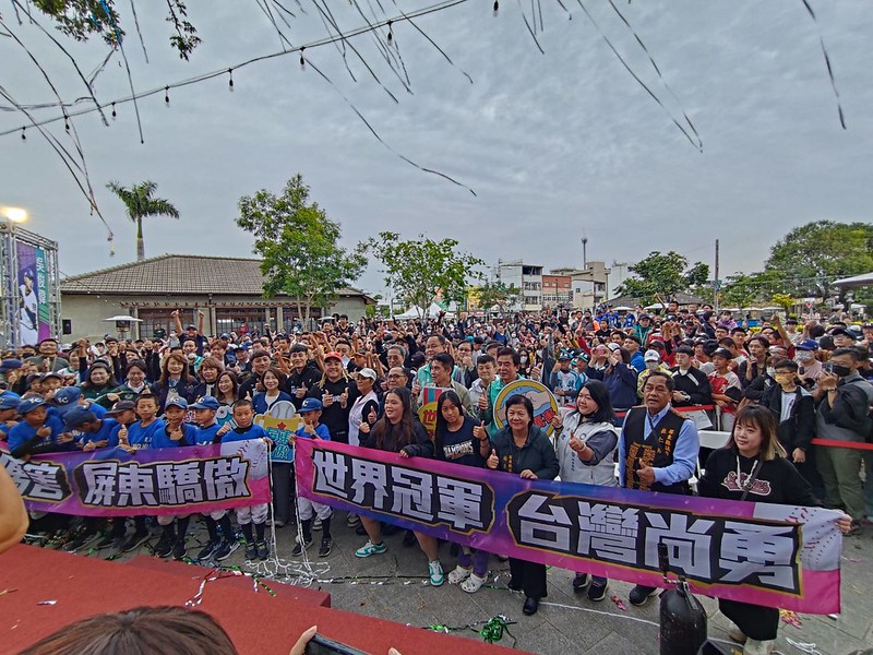 中職》世界冠軍屏東英雄見面會　屏東縣府發獎金70萬給吉力吉撈、吳俊偉