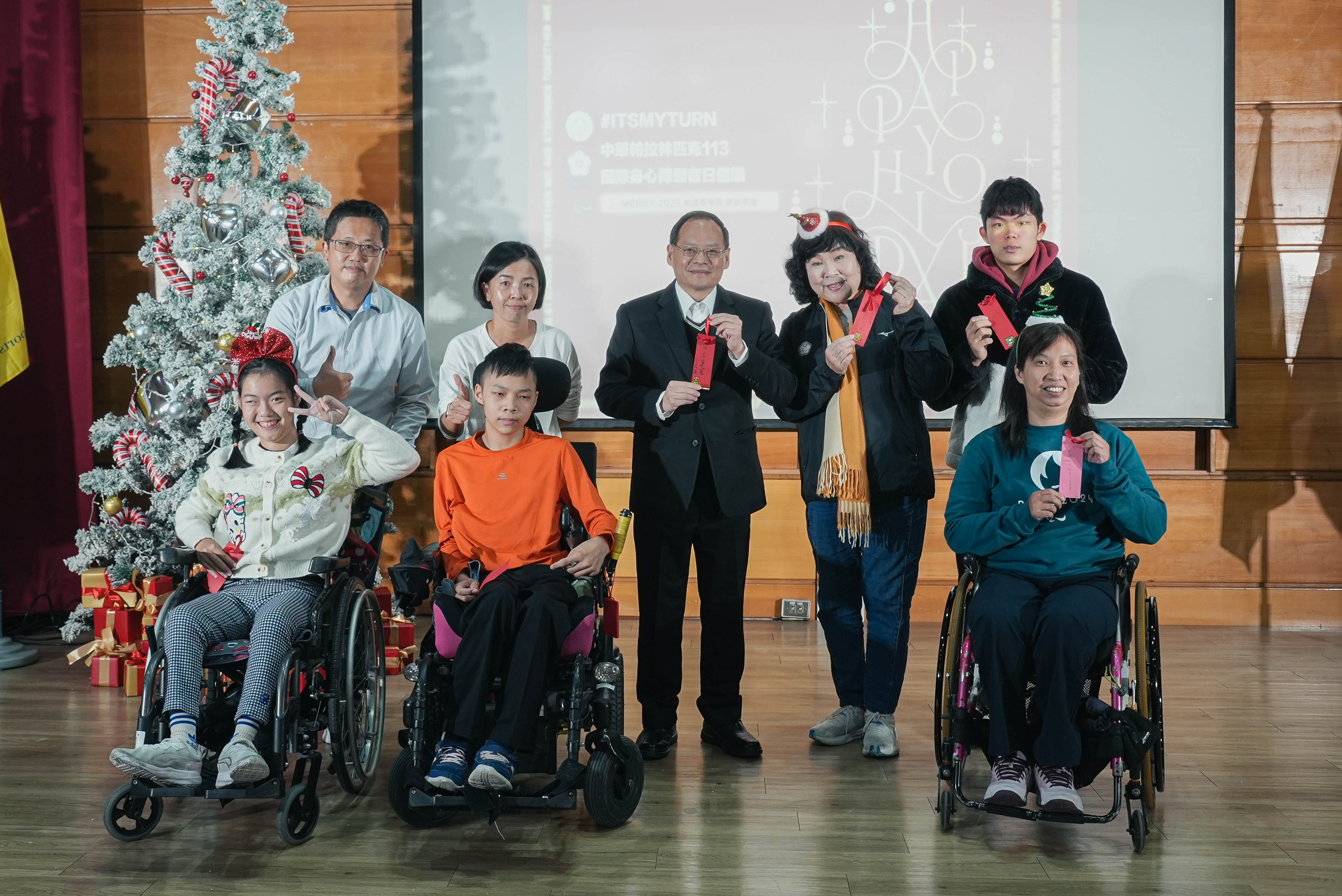 帕運》夢無限聖誕茶會　會長溫馨感恩期許未來